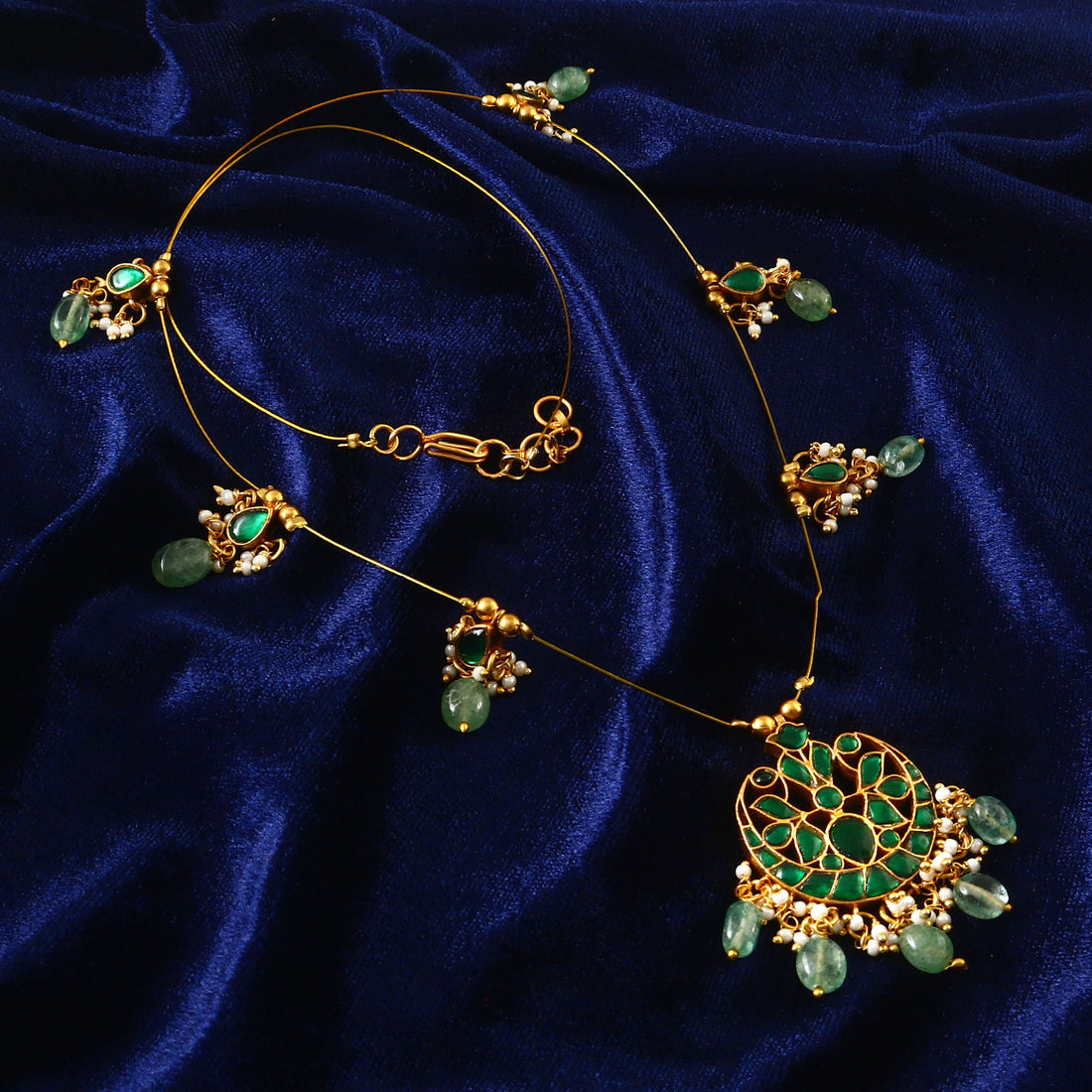 NK-206 - Jadau Kundan Necklace with Emerald