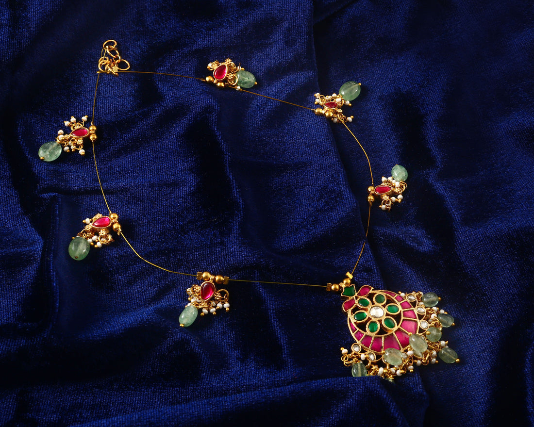 NK-209 - Jadau Kundan Necklace with Emerald