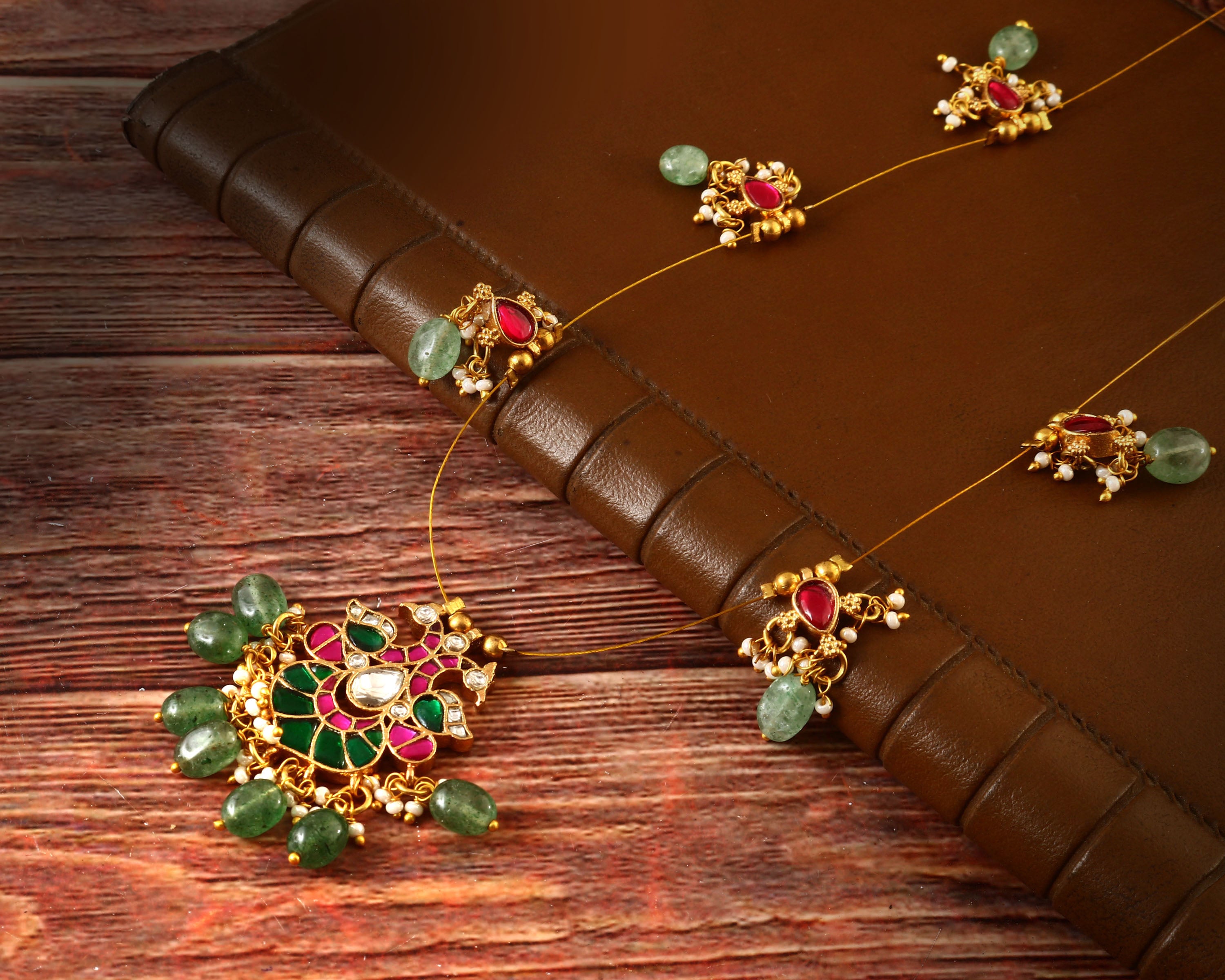 NK-211 - Jadau Kundan Necklace with Emerald