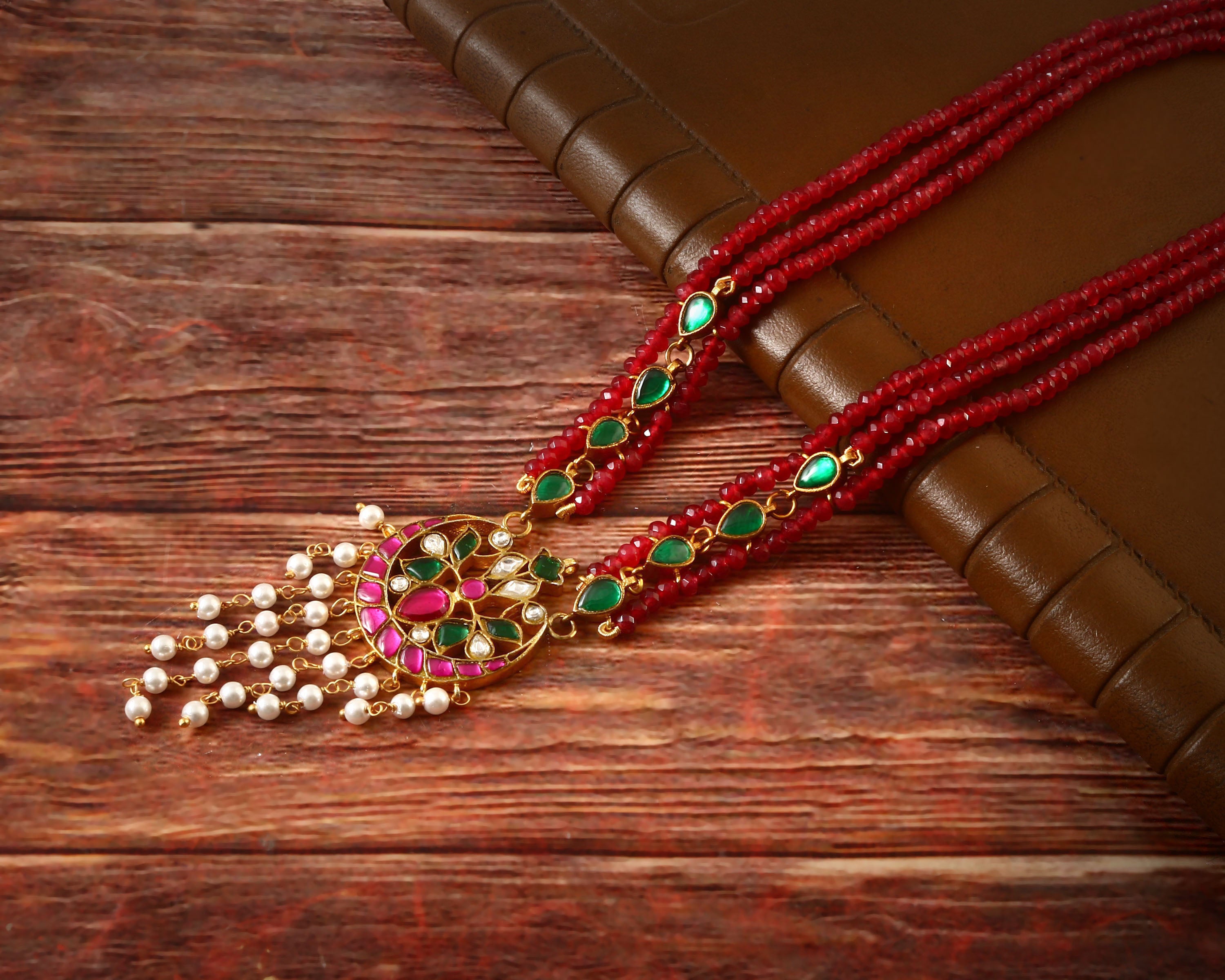 NK-214 - Jadau Kundan Necklace with Emerald