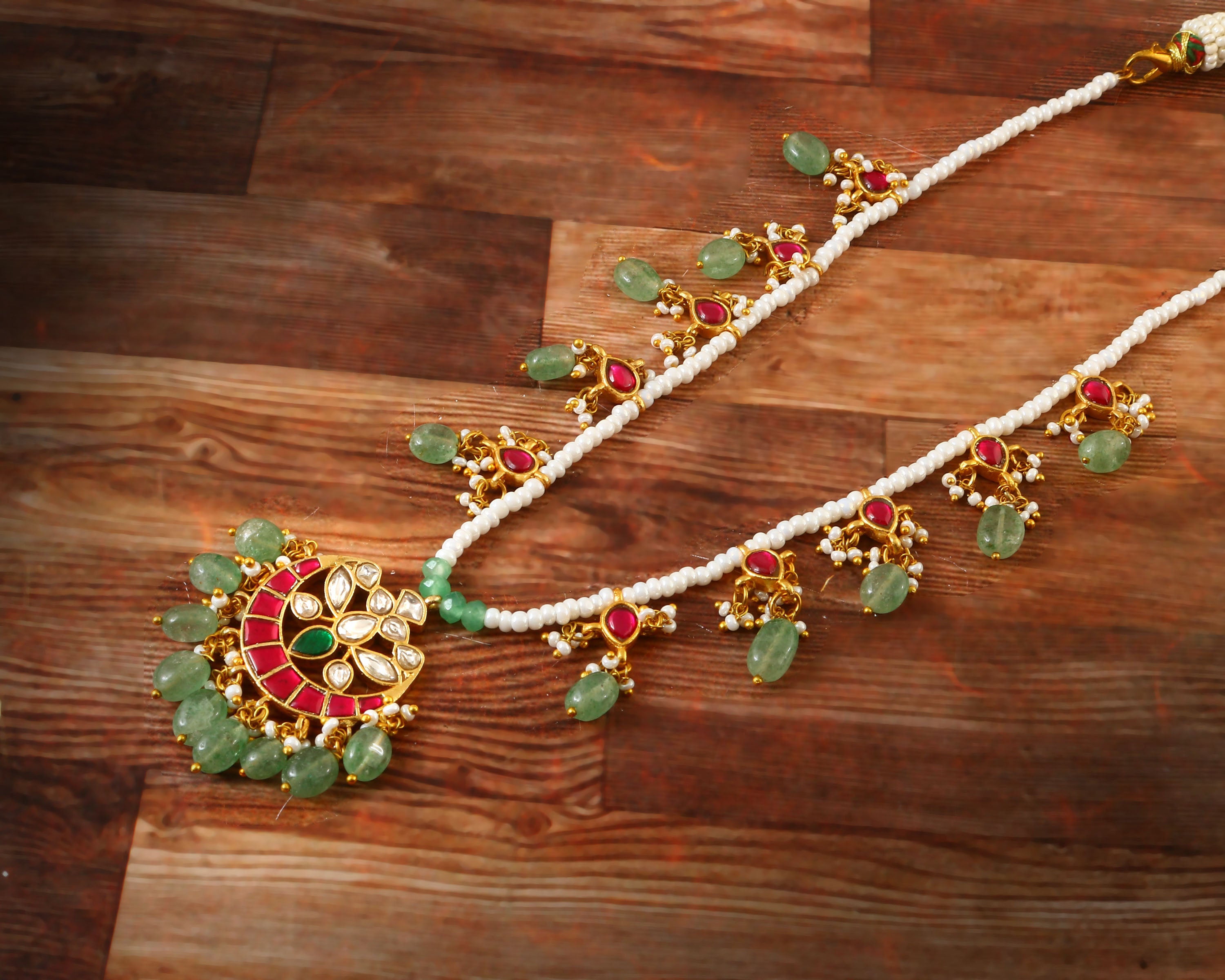 NK-216 - Jadau Kundan Necklace with Emerald