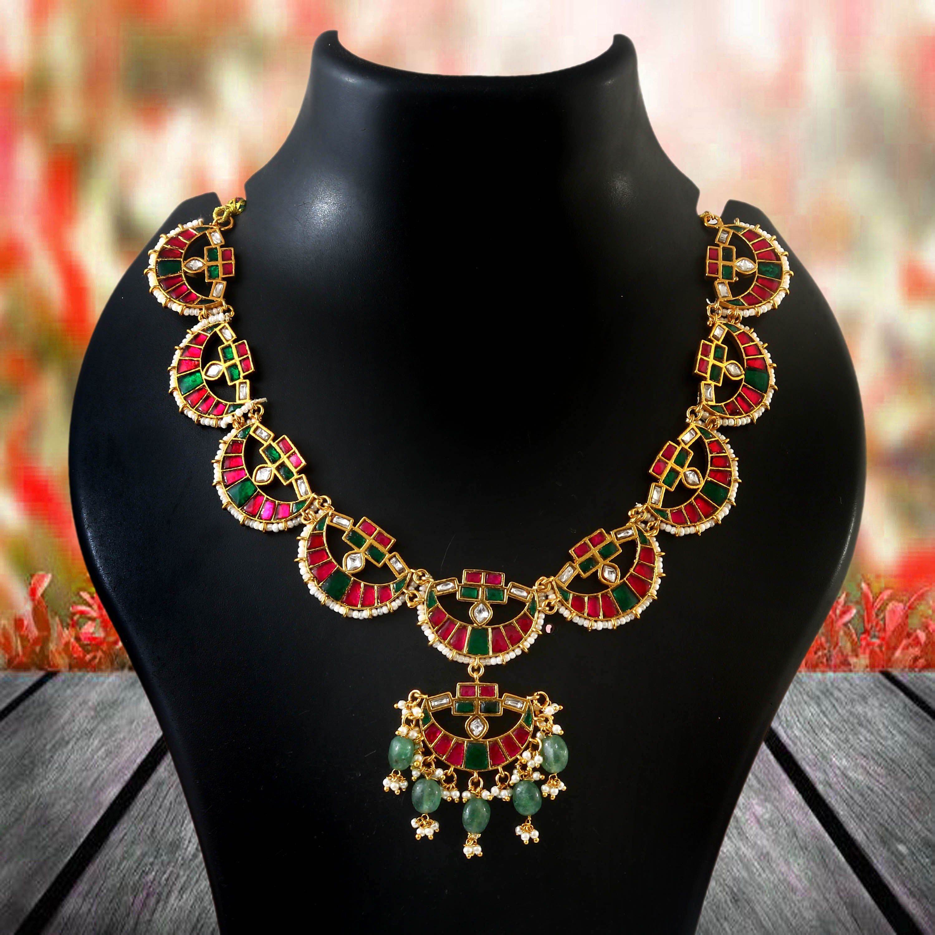 NK-226 - Jadau Kundan Necklace with Emerald