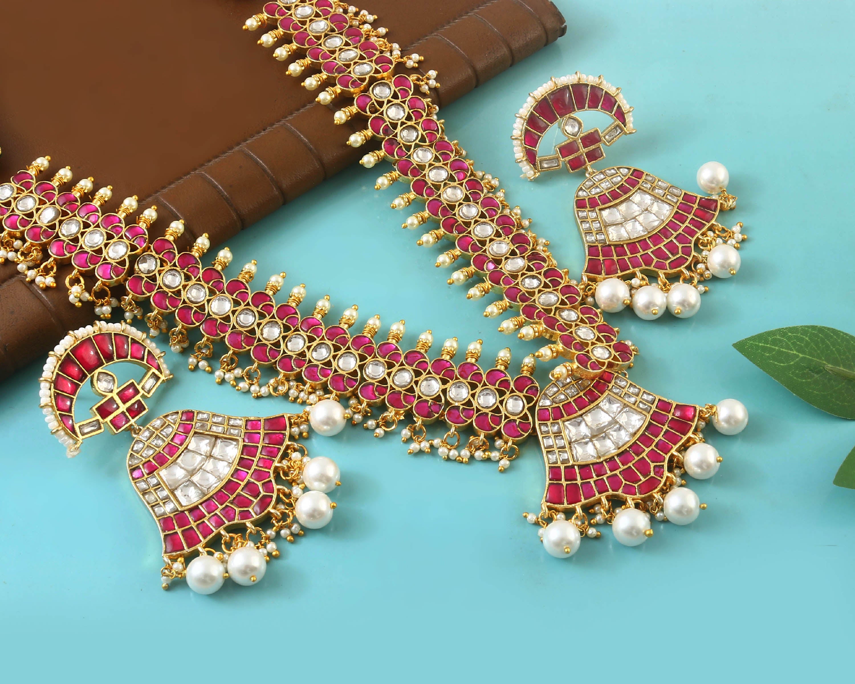NK-228 - Jadau Kundan Necklace with Emerald