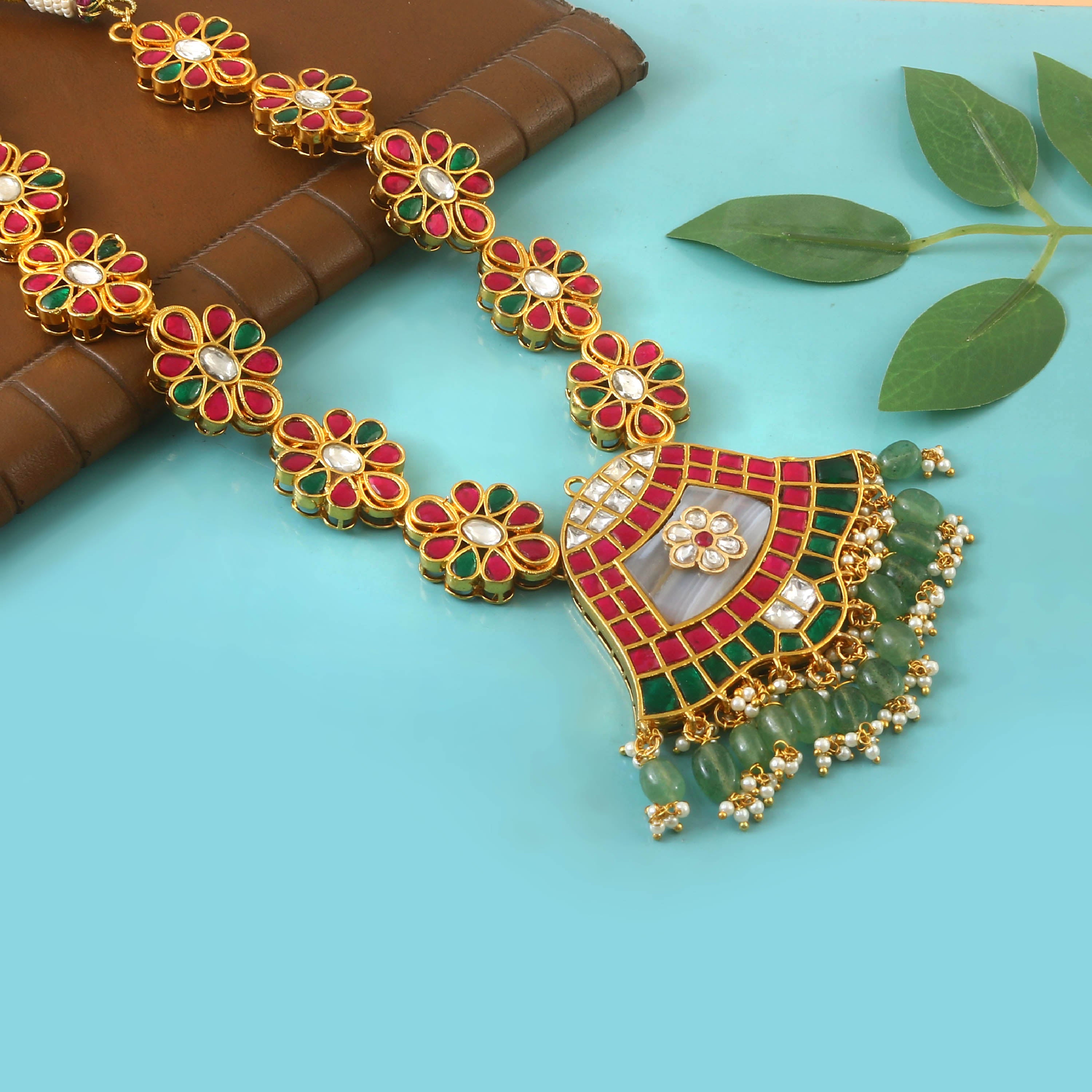 NK-229 - Jadau Kundan Necklace with Emerald
