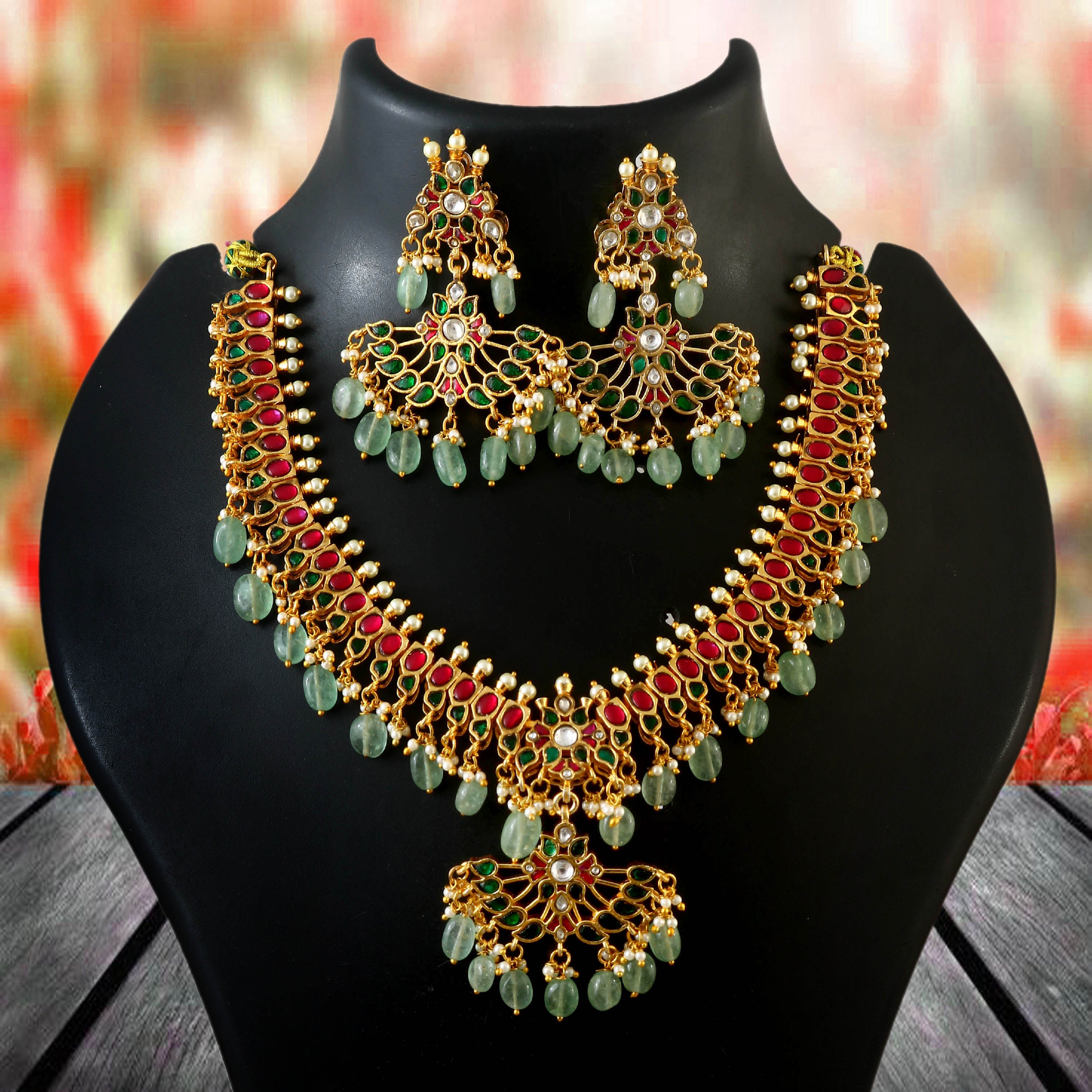 NK-232 - Jadau Kundan Necklace with Emerald