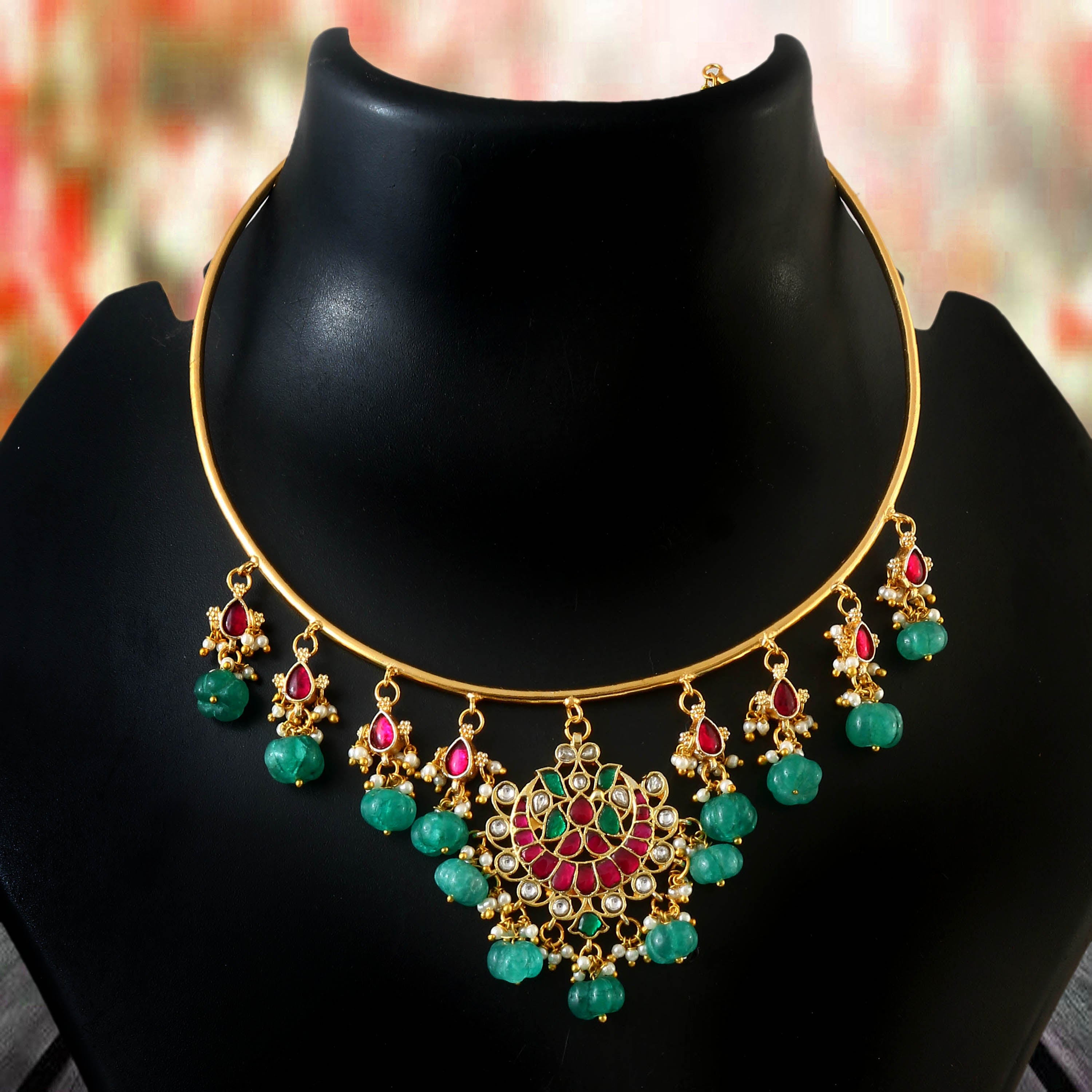 NK-241 - Jadau Kundan Necklace with Emerald