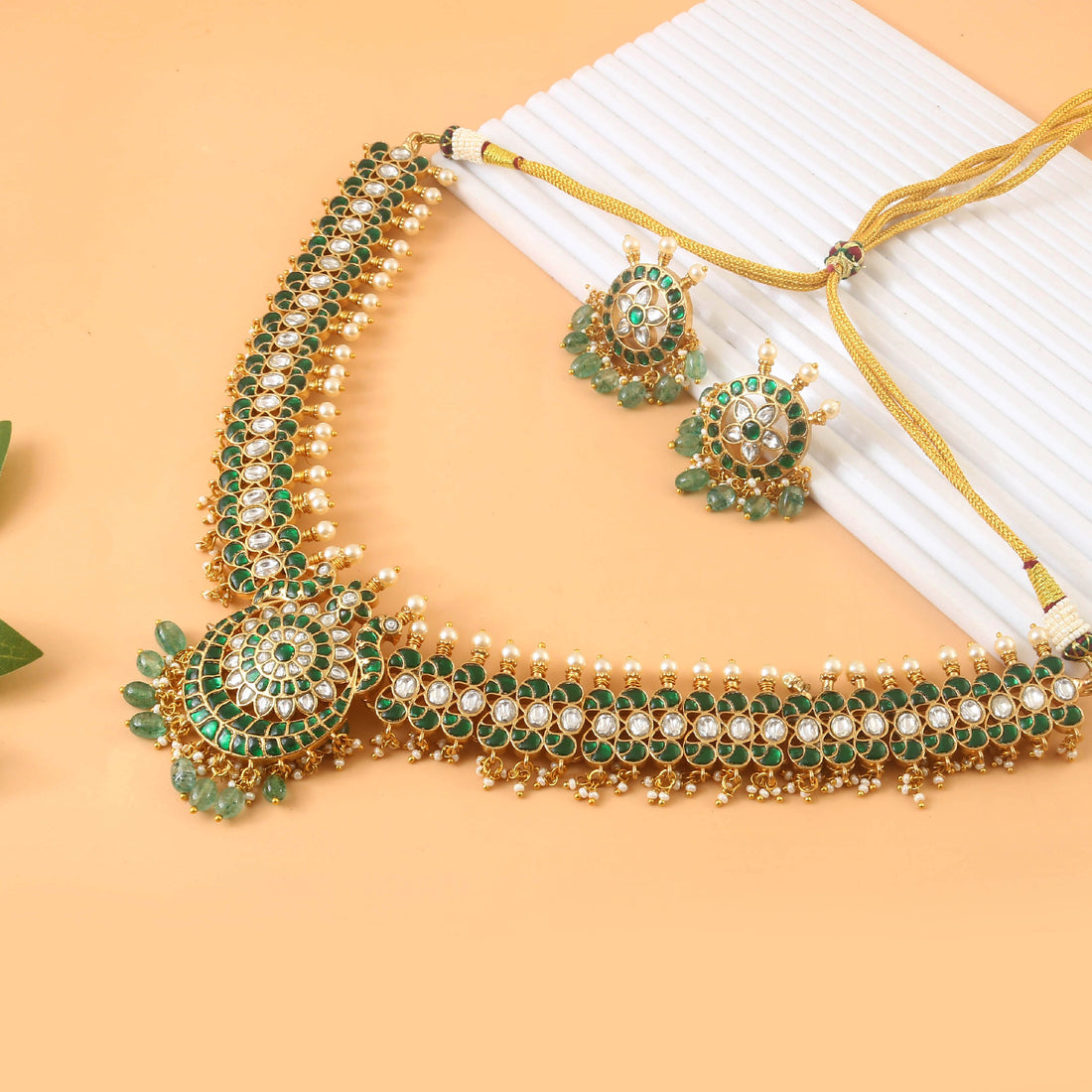 NK-247 - Jadau Kundan Necklace with Emerald