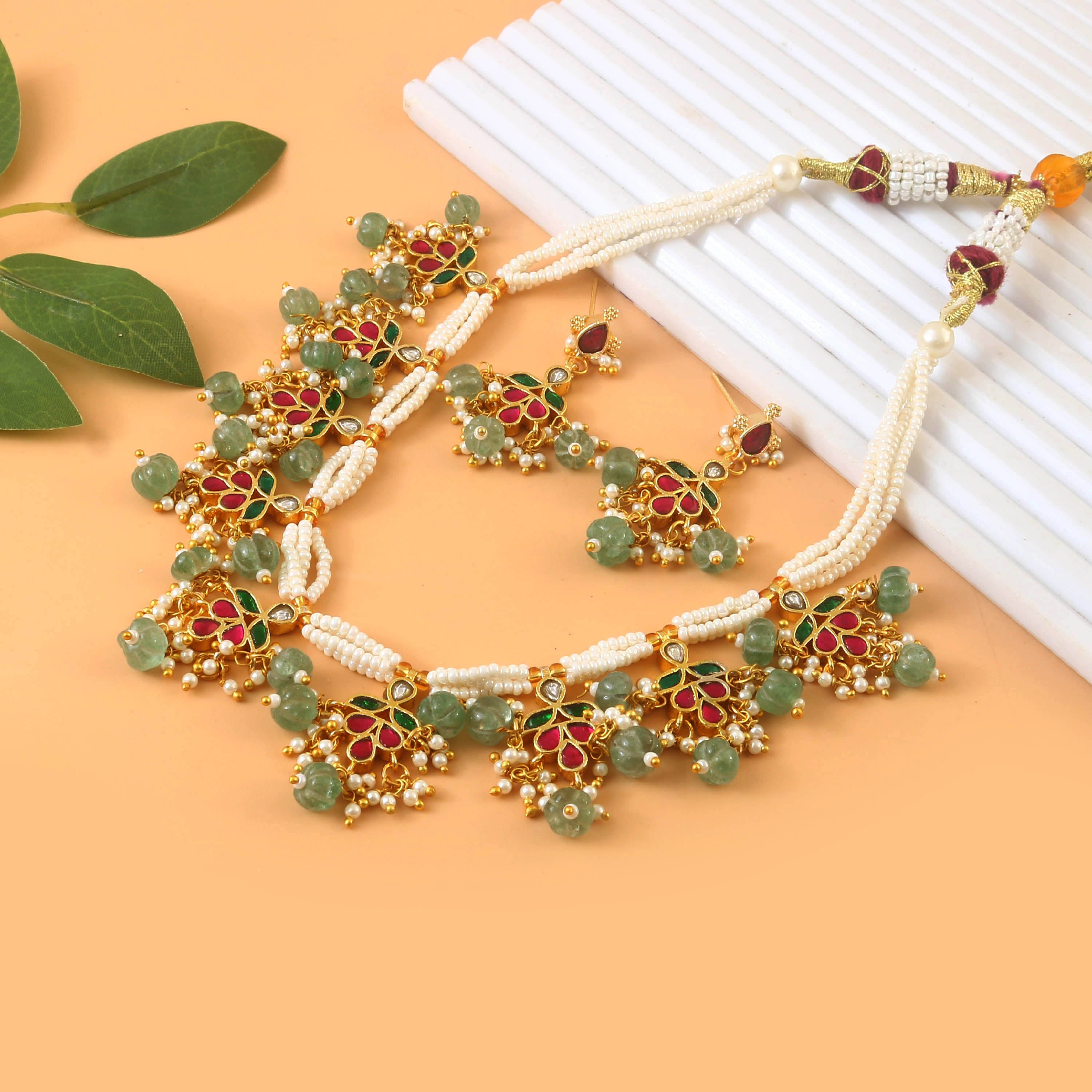 NK-257 - Jadau Kundan Necklace with Emerald
