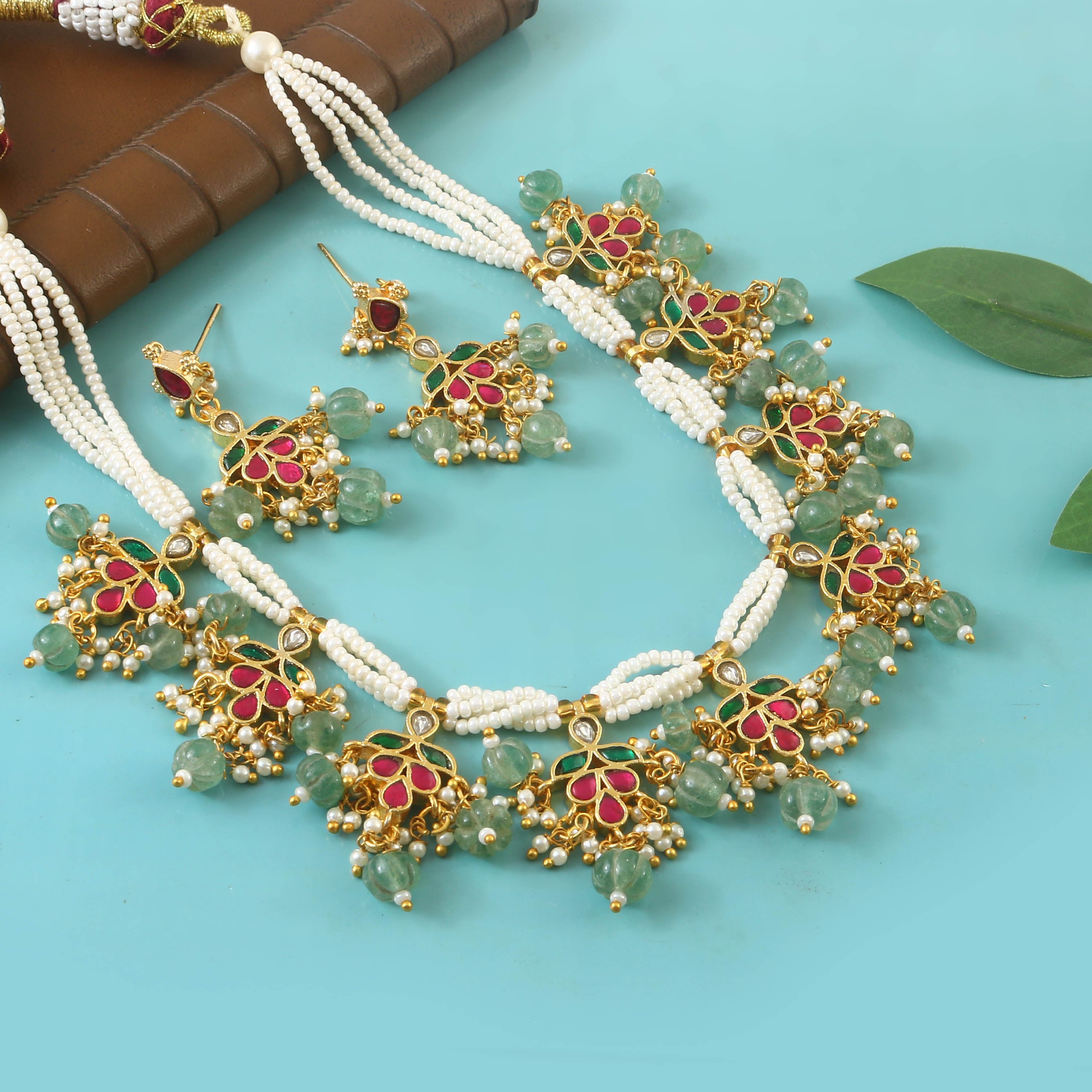 NK-257 - Jadau Kundan Necklace with Emerald