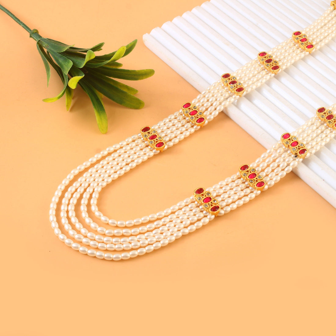 NK-273- Jadau Kundan Necklace with Emerald