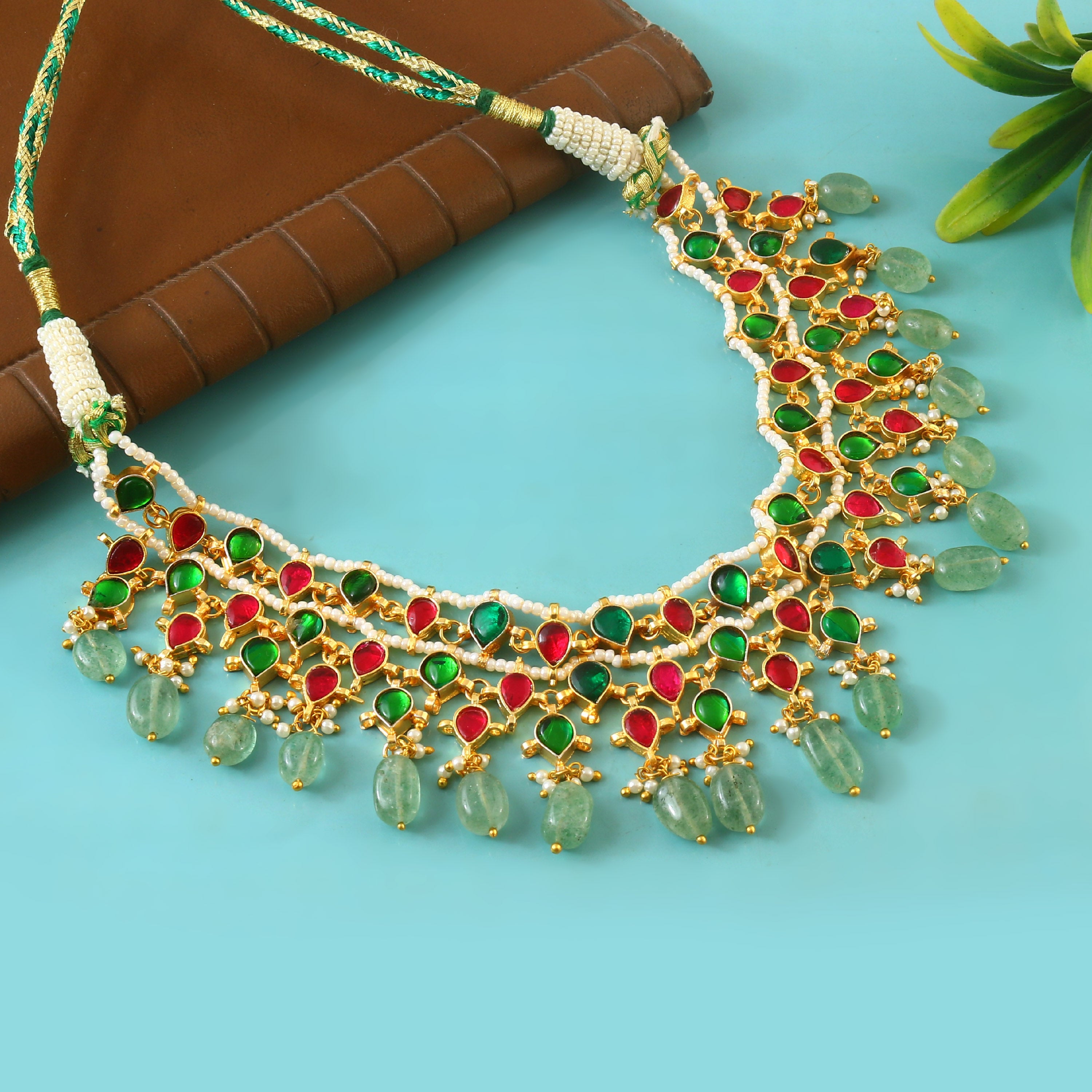 NK-276- Jadau Kundan Necklace with Emerald