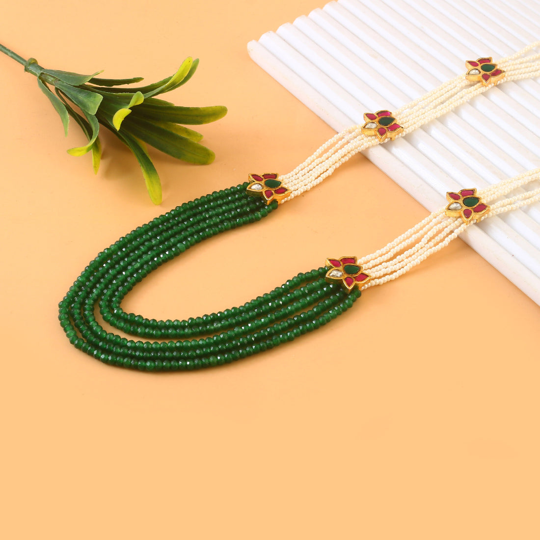 NK-279- Jadau Kundan Necklace with Emerald