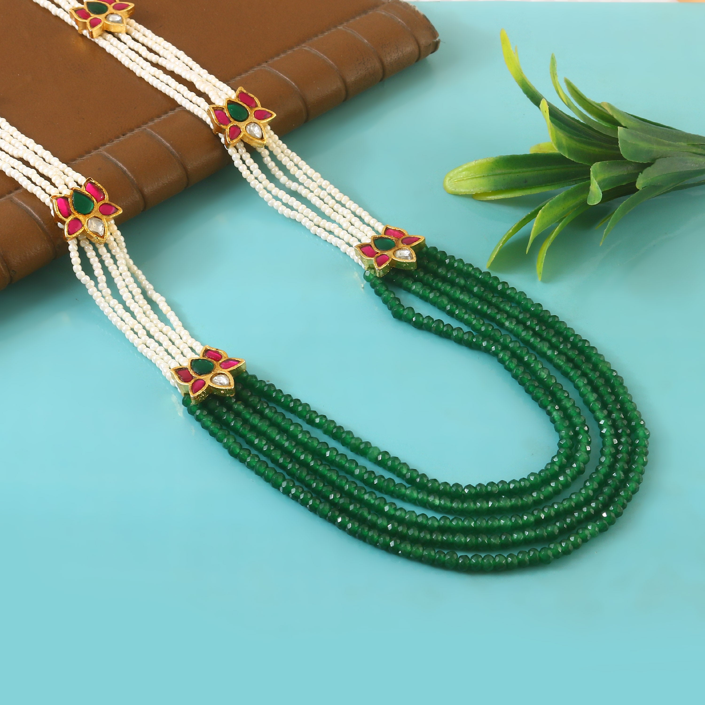 NK-279- Jadau Kundan Necklace with Emerald