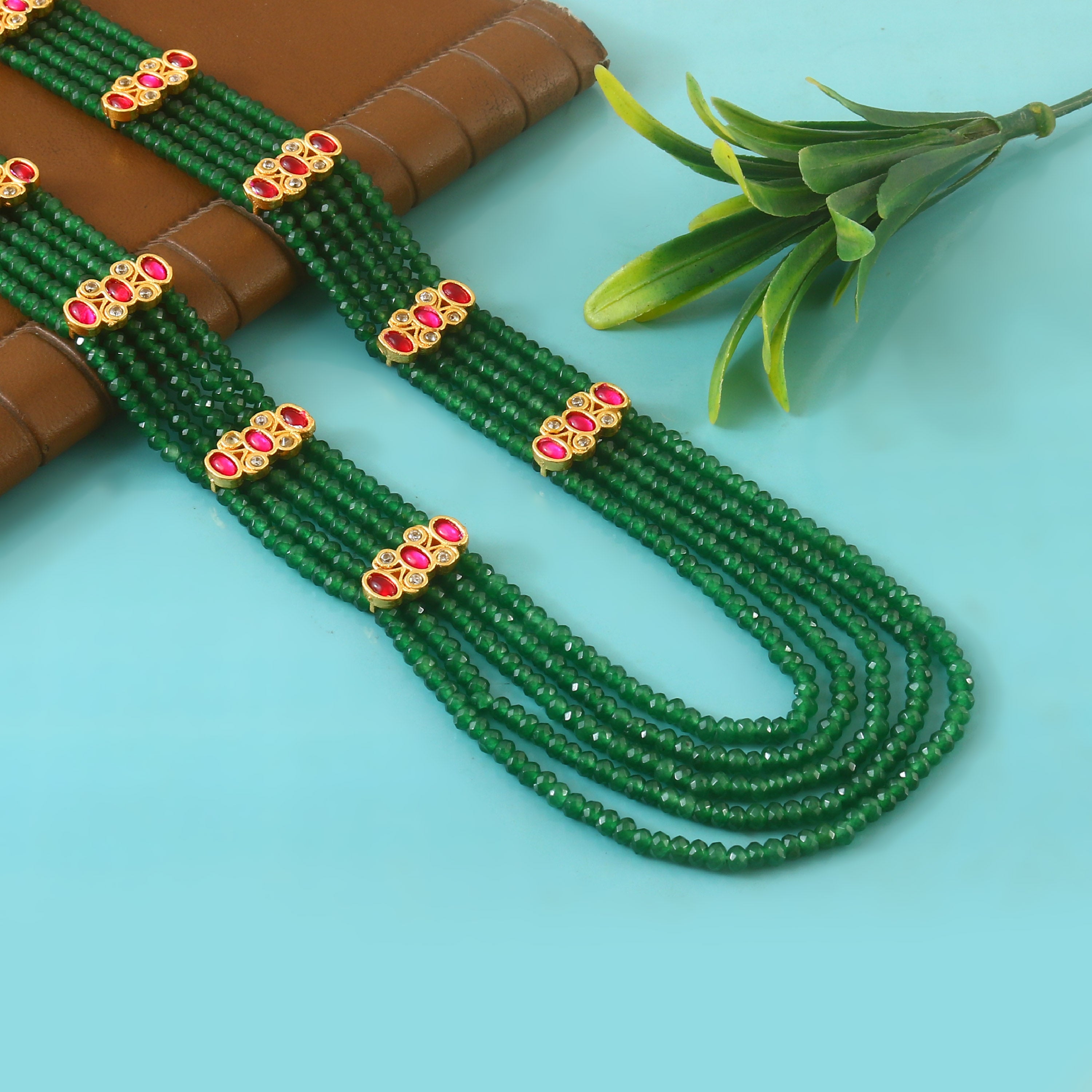 NK-280- Jadau Kundan Necklace with Emerald