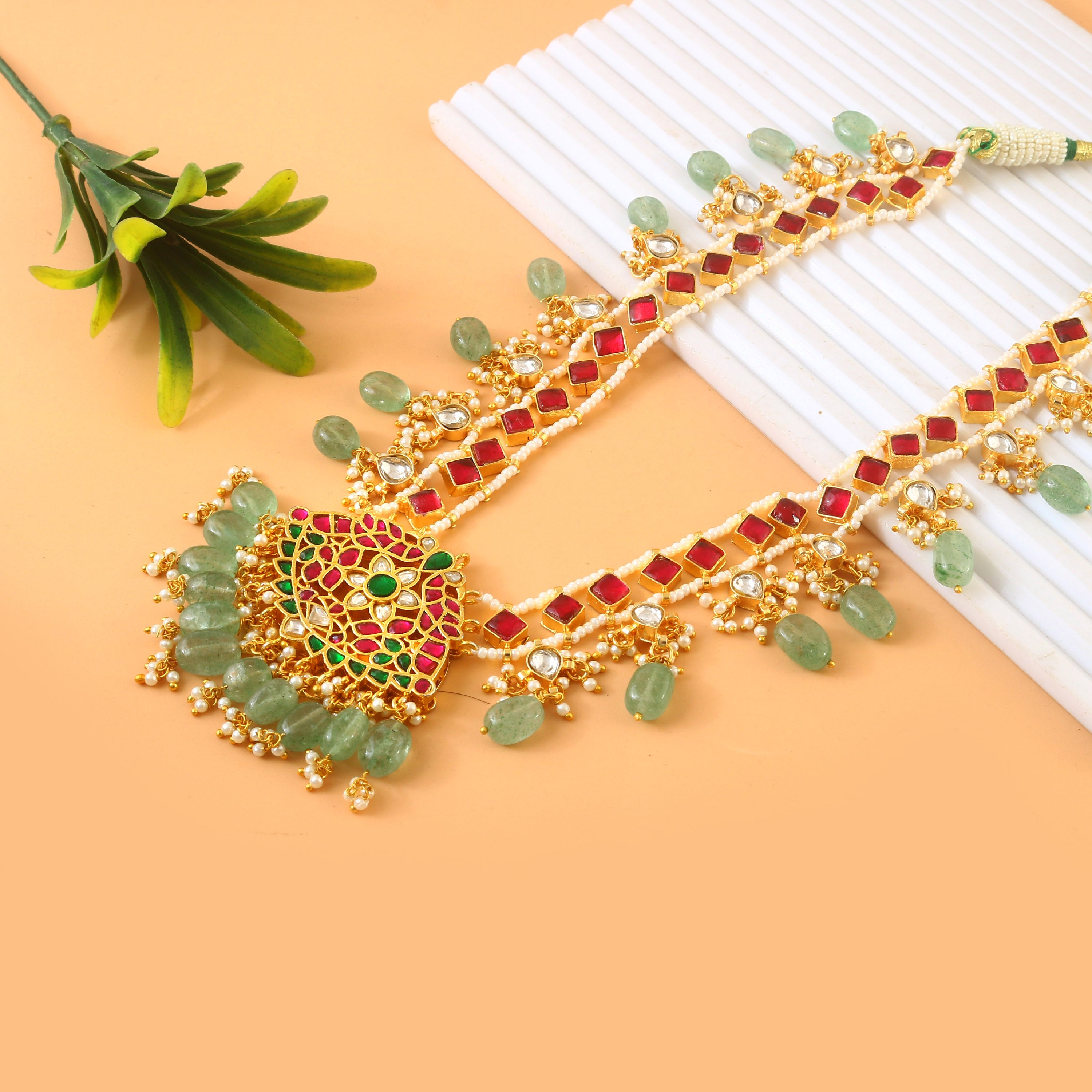 NK-281- Jadau Kundan Necklace with Emerald