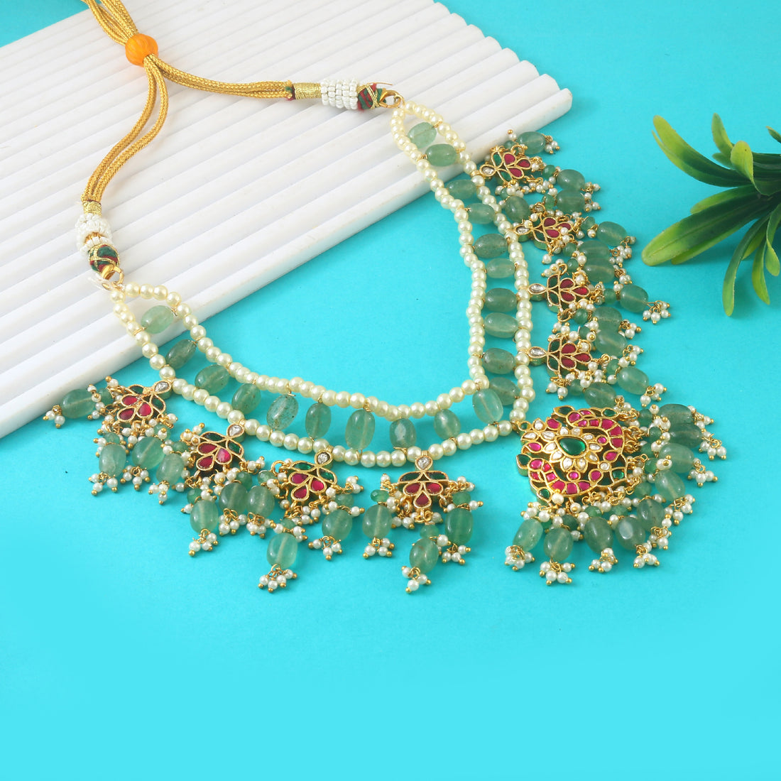 NK-287- Jadau Kundan Necklace with Emerald