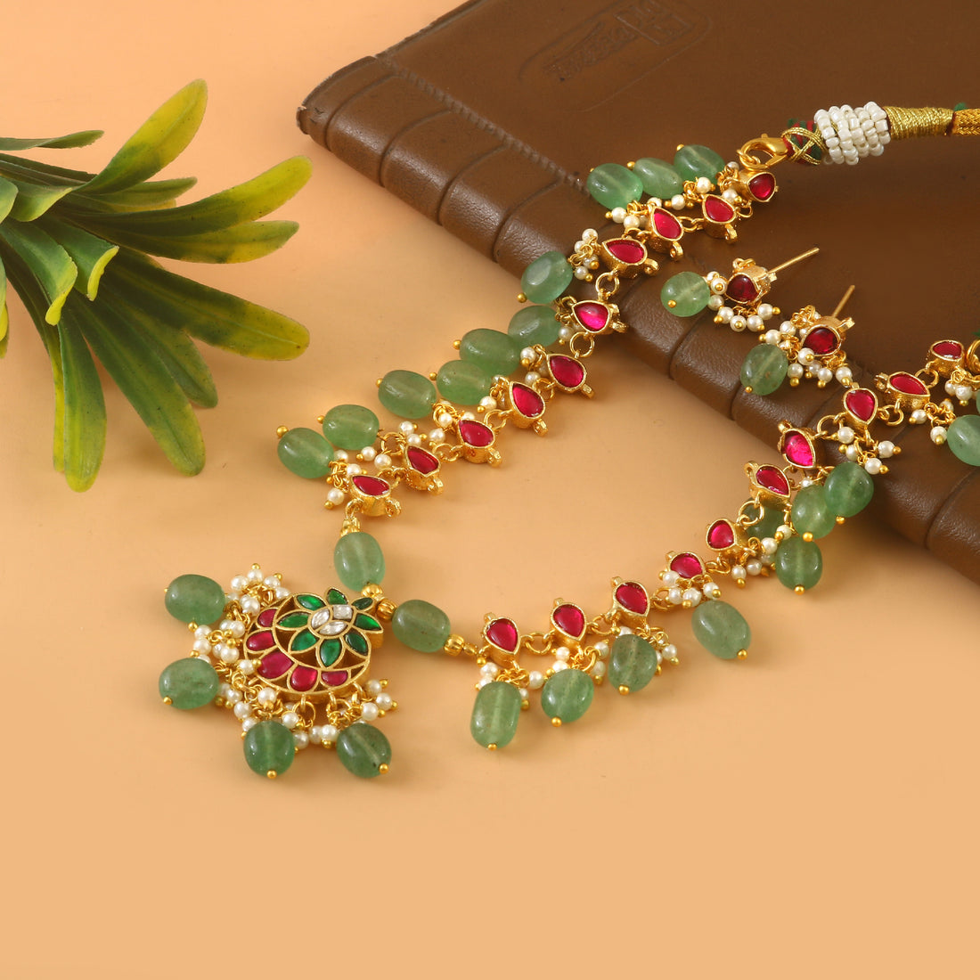 NK-293- Jadau Kundan Necklace with Emerald
