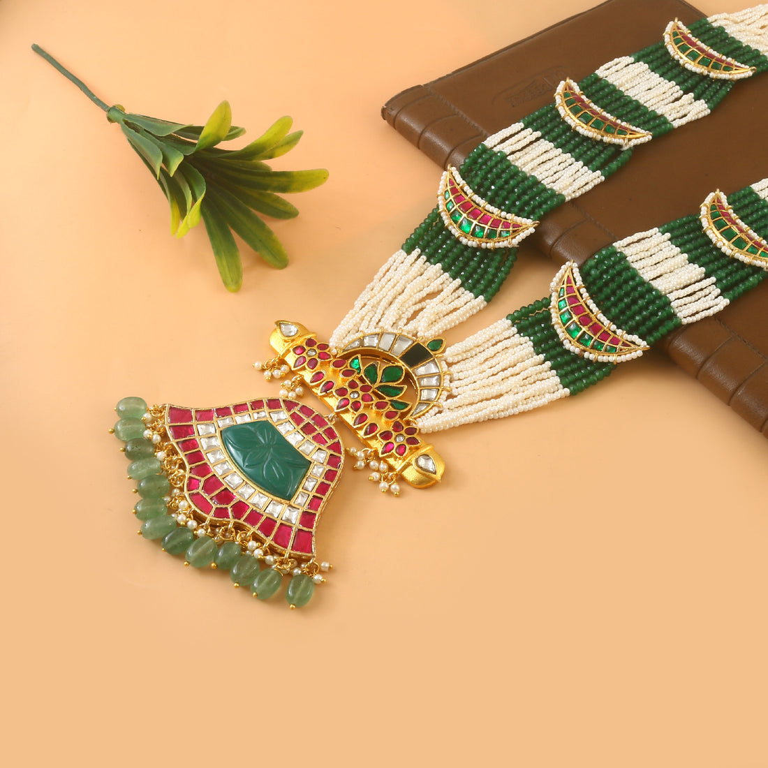 NK-295- Jadau Kundan Necklace with Emerald