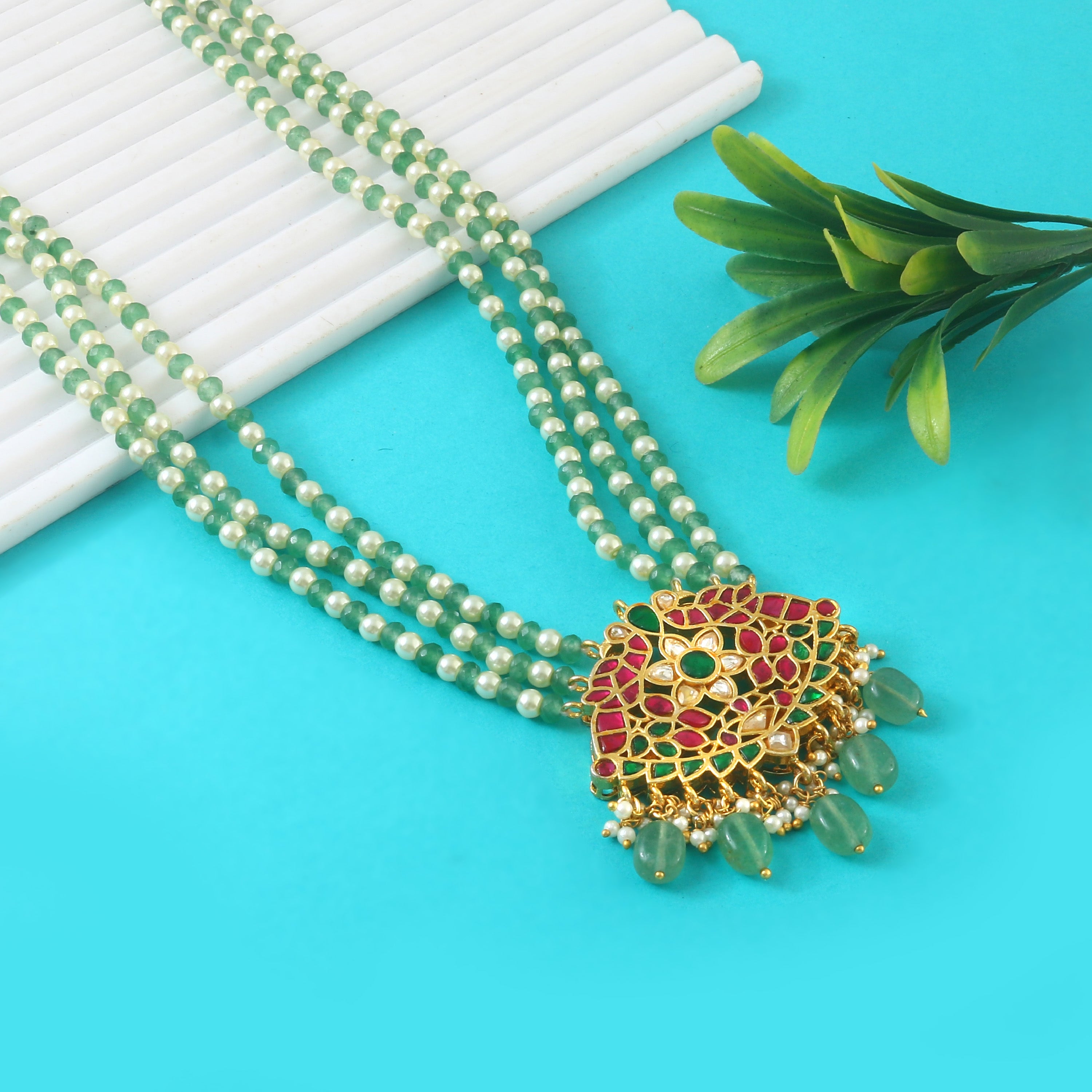 NK-296- Jadau Kundan Necklace with Emerald