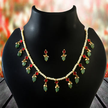 NK-300- Jadau Kundan Necklace with Emerald