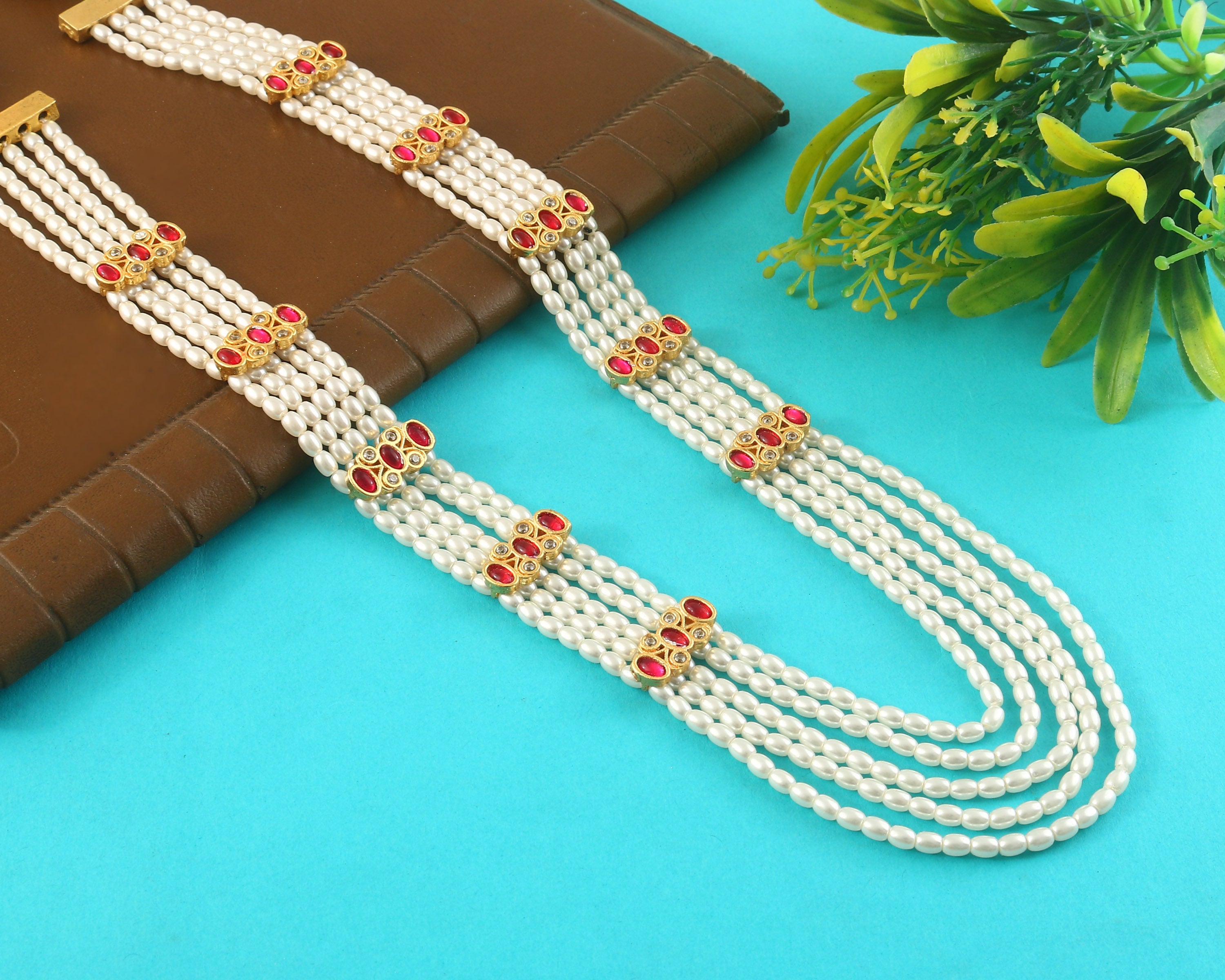 NK-310- Jadau Kundan Necklace with Emerald