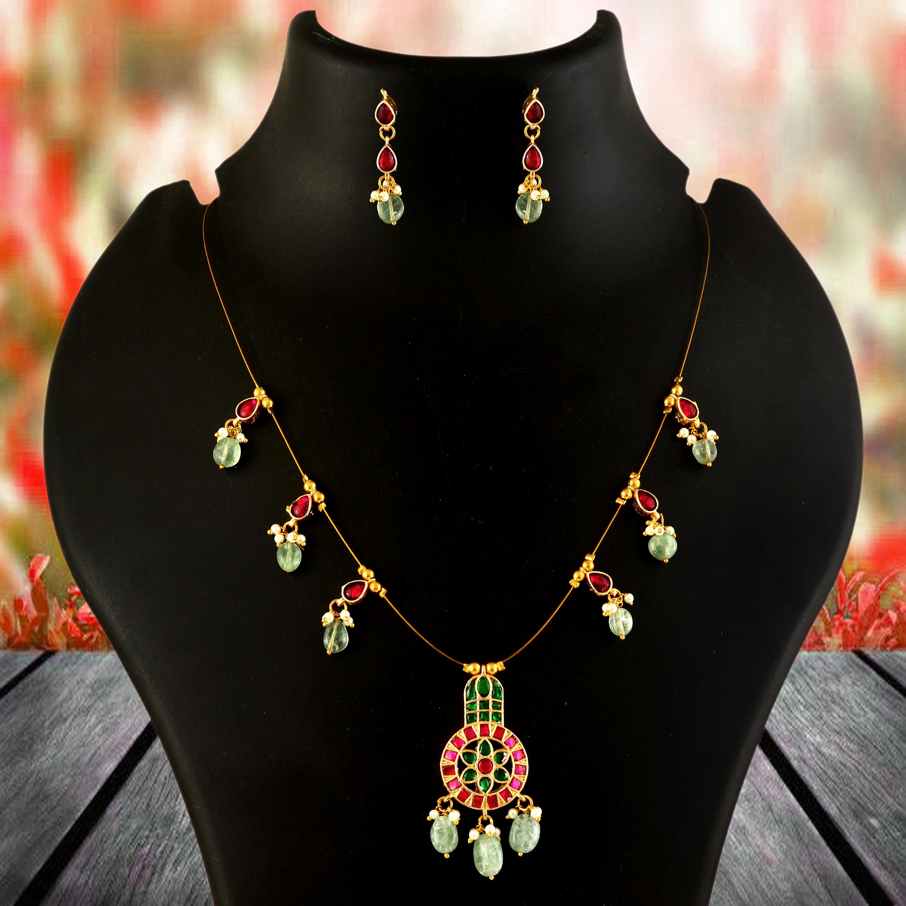 NK-316- Jadau Kundan Necklace with Emerald
