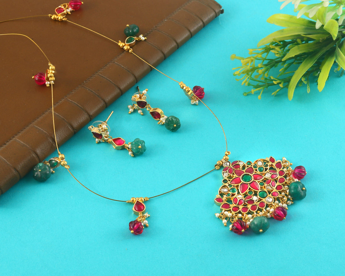 NK-317- Jadau Kundan Necklace with Emerald
