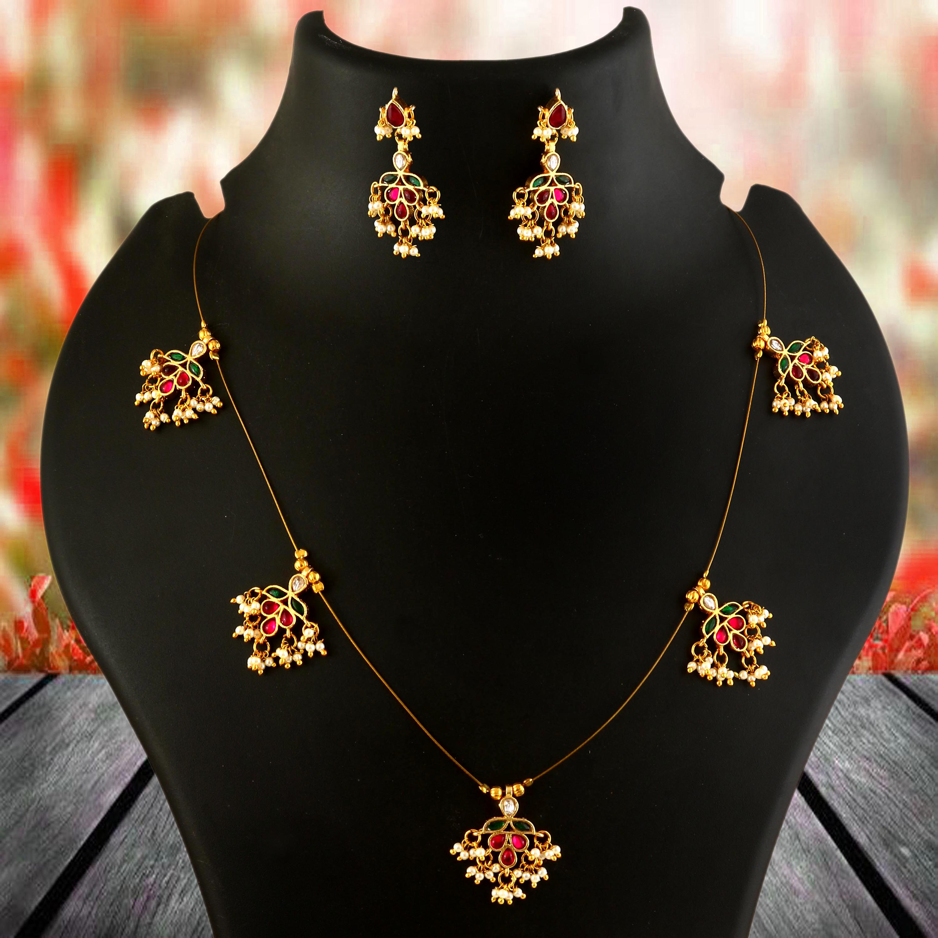 NK-318- Jadau Kundan Necklace with Emerald