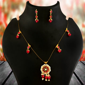 NK-330- Jadau Kundan Necklace with Emerald