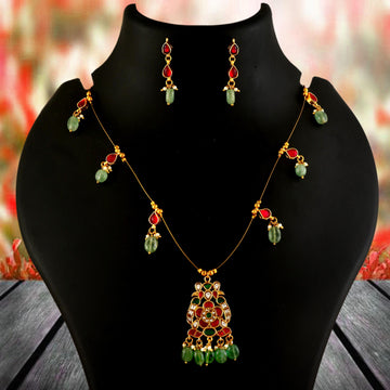 NK-334- Jadau Kundan Necklace with Emerald