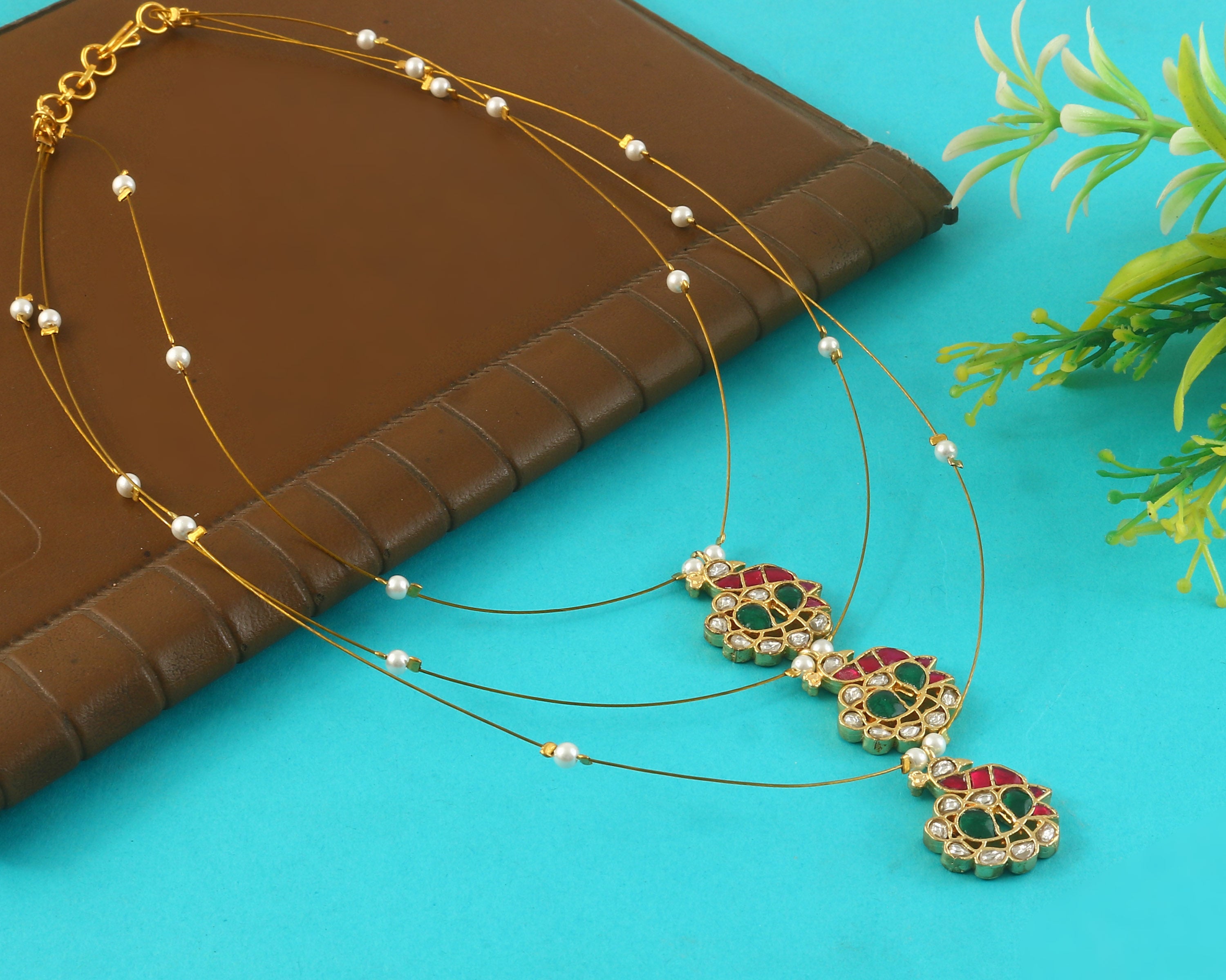 NK-336- Jadau Kundan Necklace with Emerald