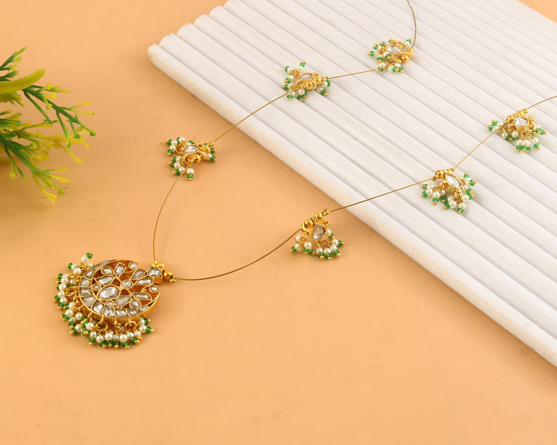 NK-338- Jadau Kundan Necklace with Emerald