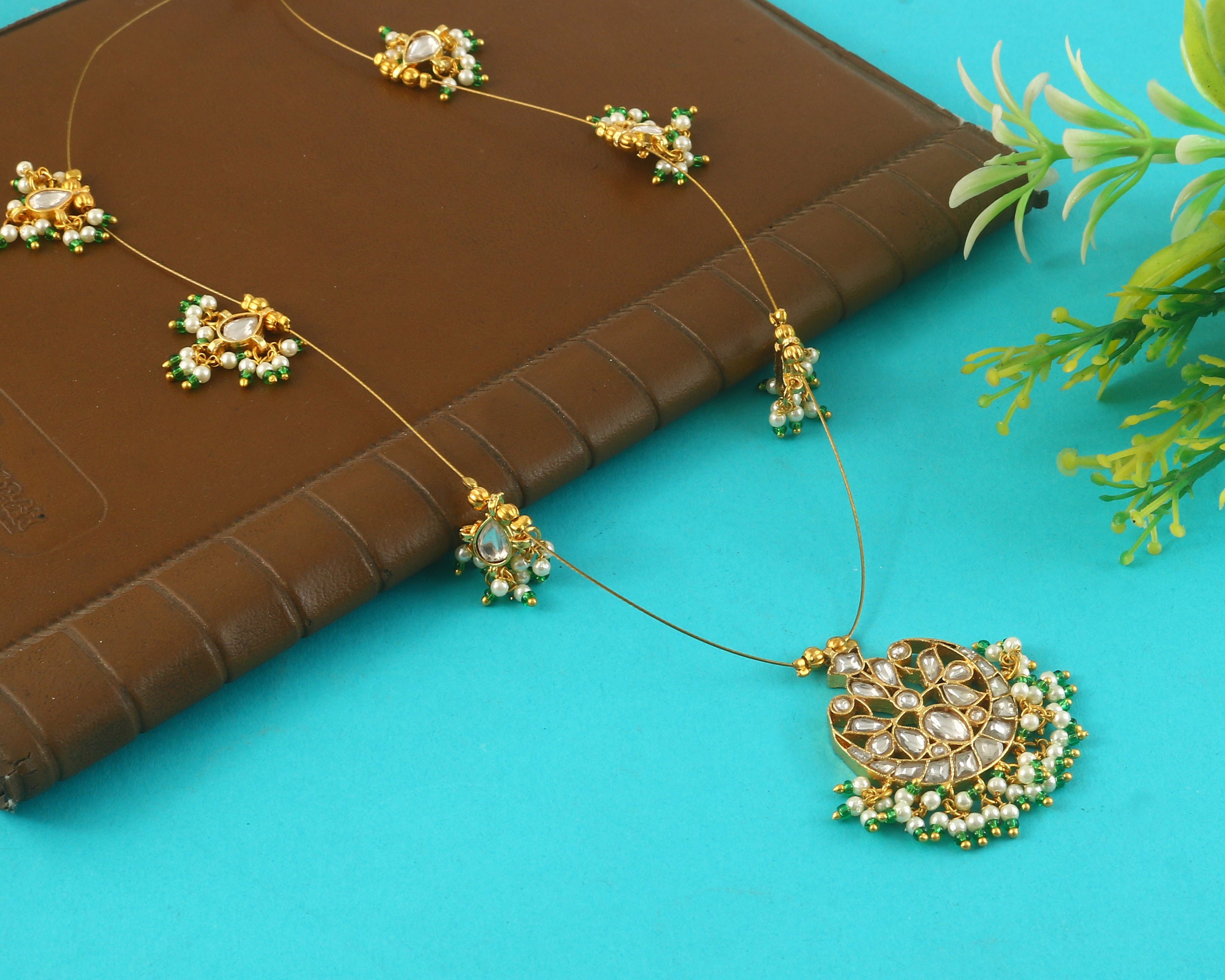 NK-338- Jadau Kundan Necklace with Emerald