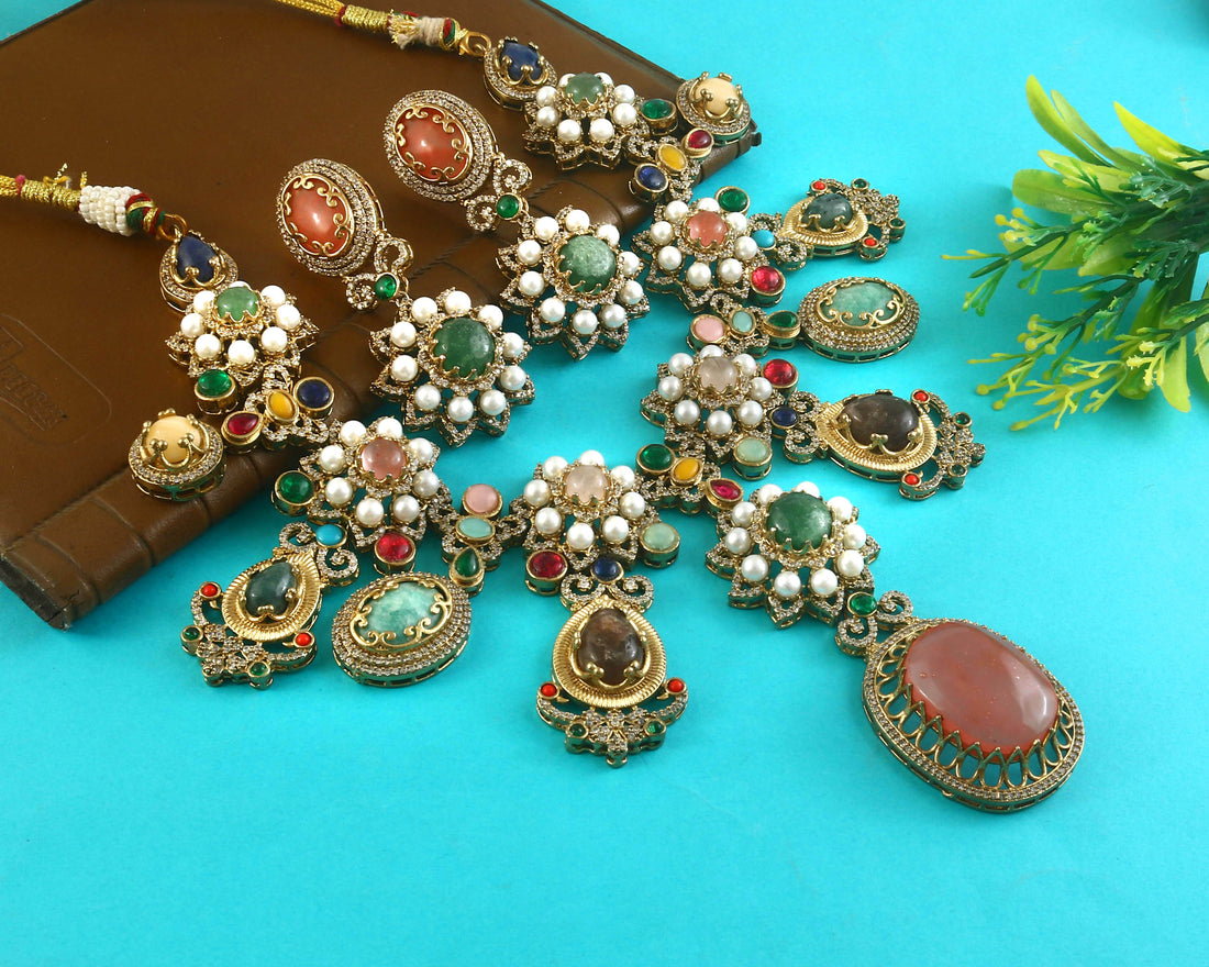 NK-344- Jadau Kundan Necklace with Emerald
