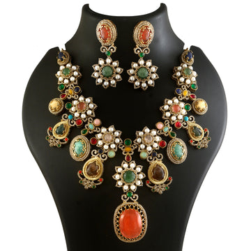 NK-344- Jadau Kundan Necklace with Emerald