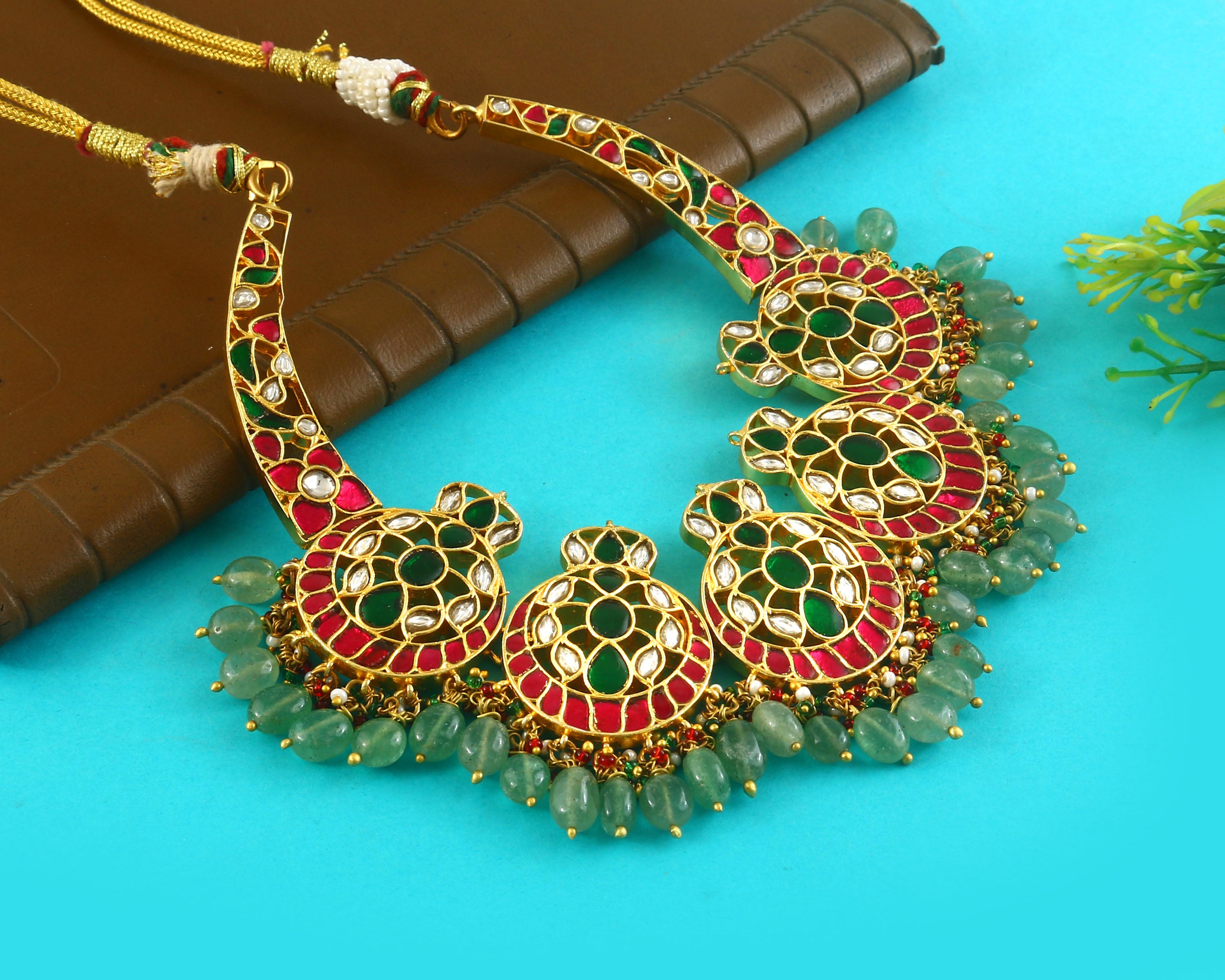 NK-346- Jadau Kundan Necklace with Emerald