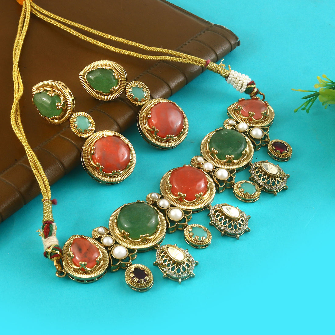 NK-348- Jadau Kundan Necklace with Emerald