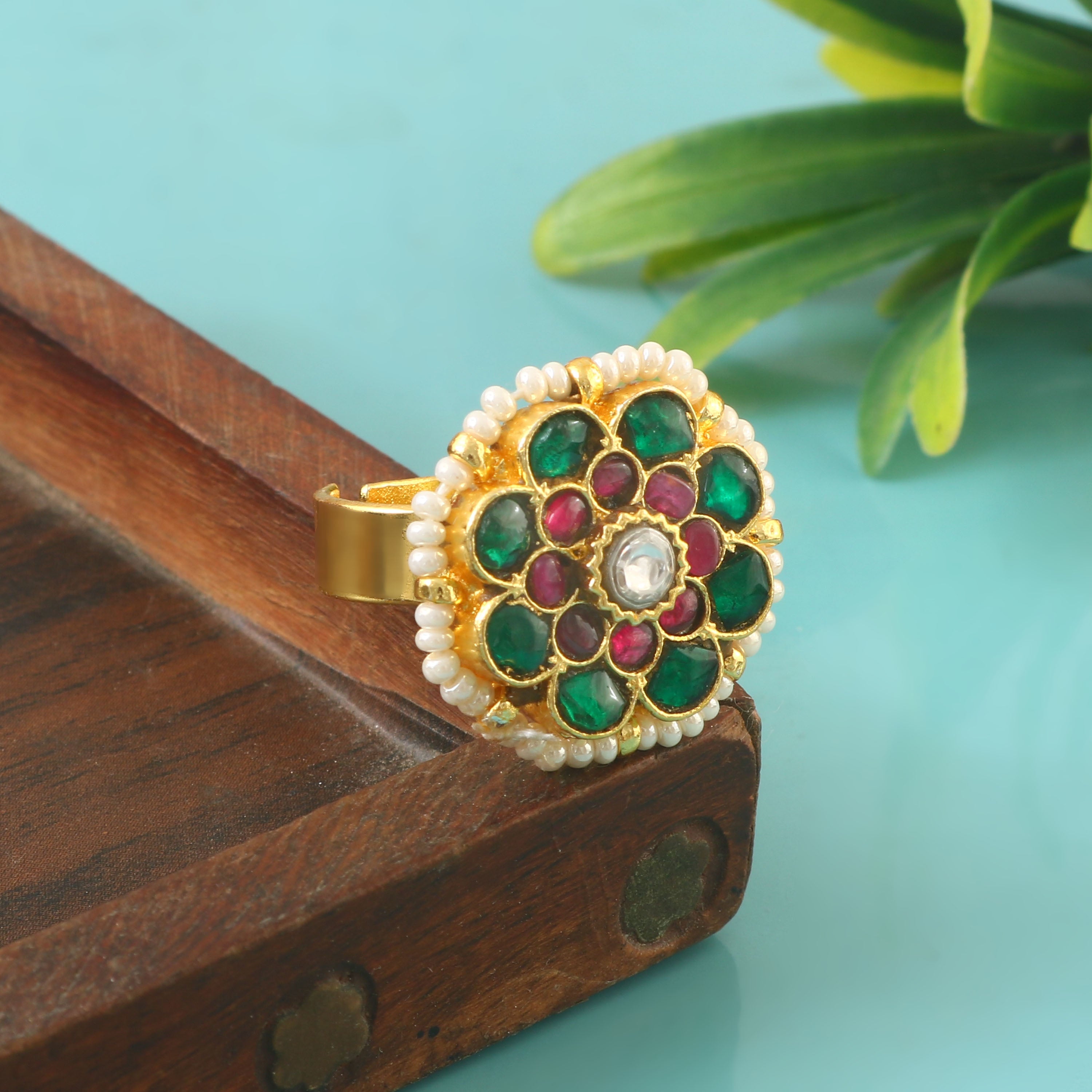 RG-101 - Jadau Kundan Ring with Emerald