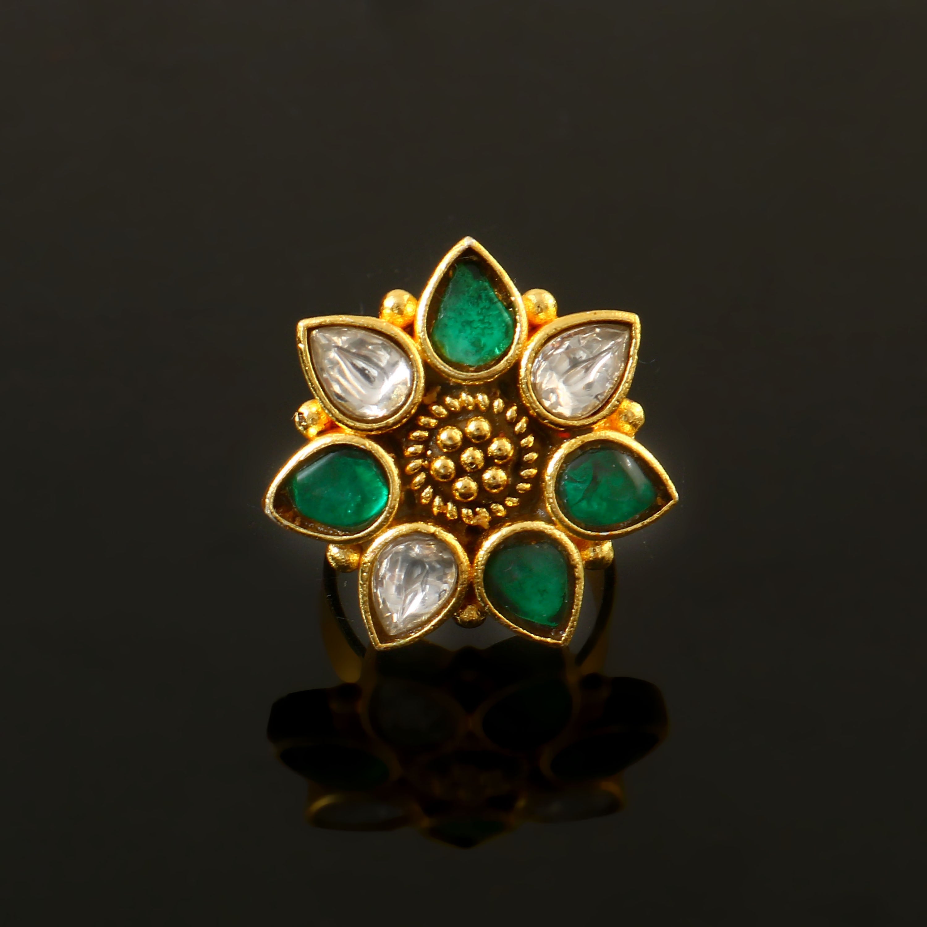 RG-106 - Jadau Kundan Ring with Emerald