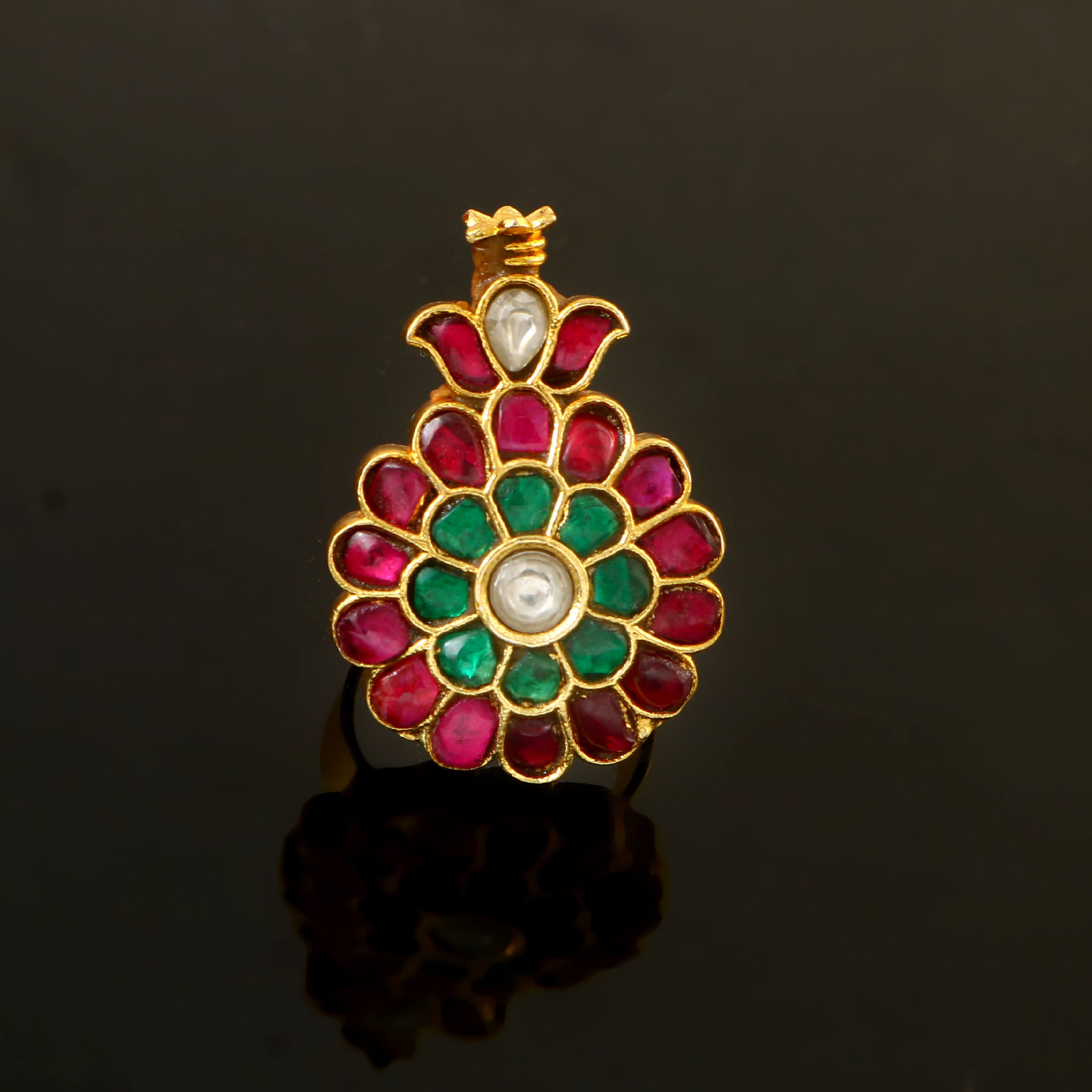 RG-109 - Jadau Kundan Ring with Emerald