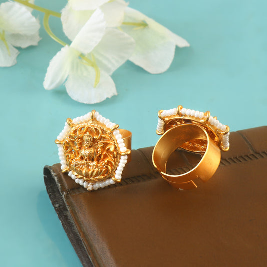 RG-118 - Jadau Kundan Ring with Emerald