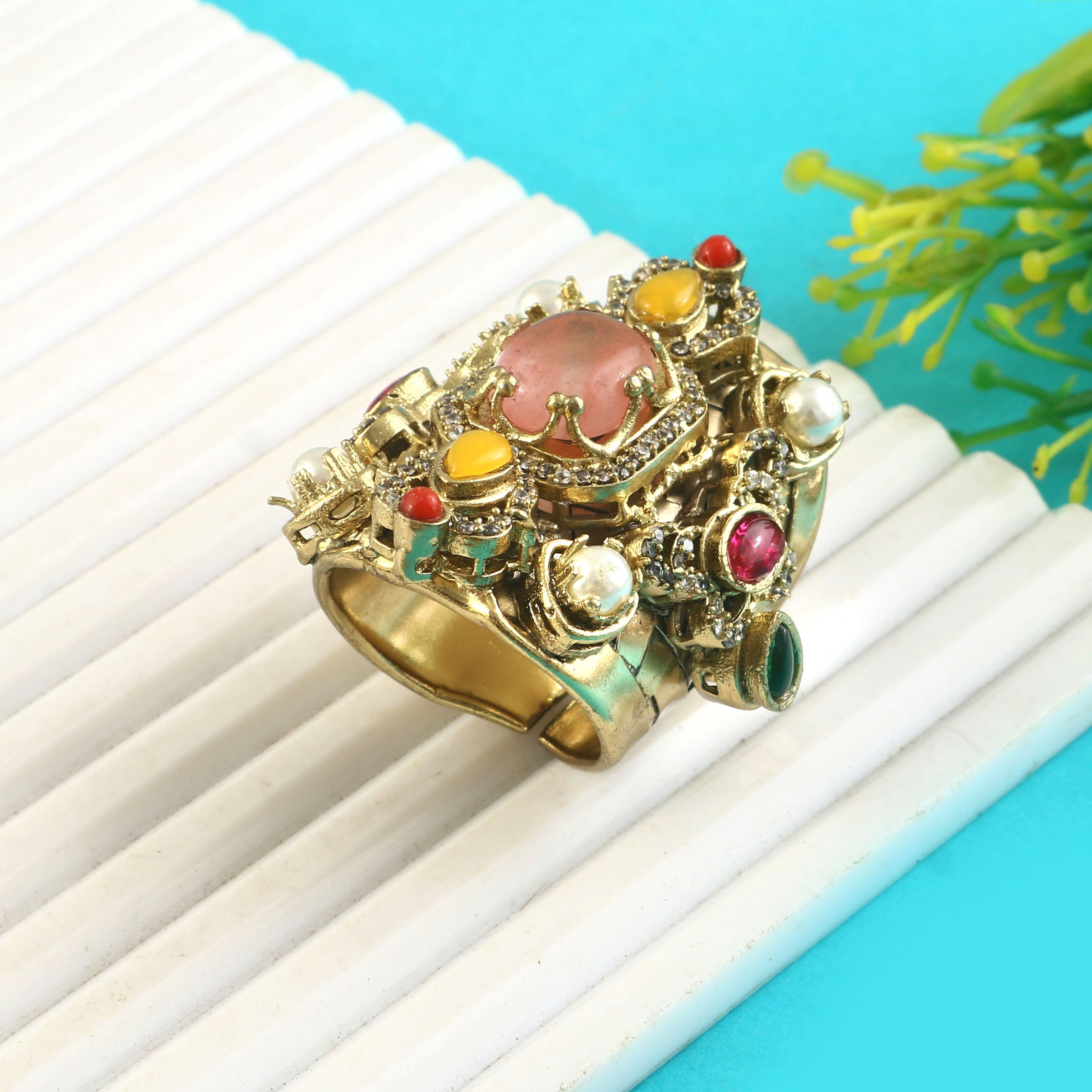 RG-124 - Jadau Kundan Ring with Emerald