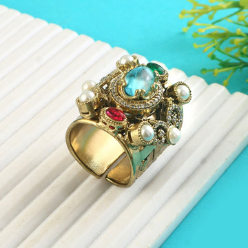 RG-125 - Jadau Kundan Ring with Emerald