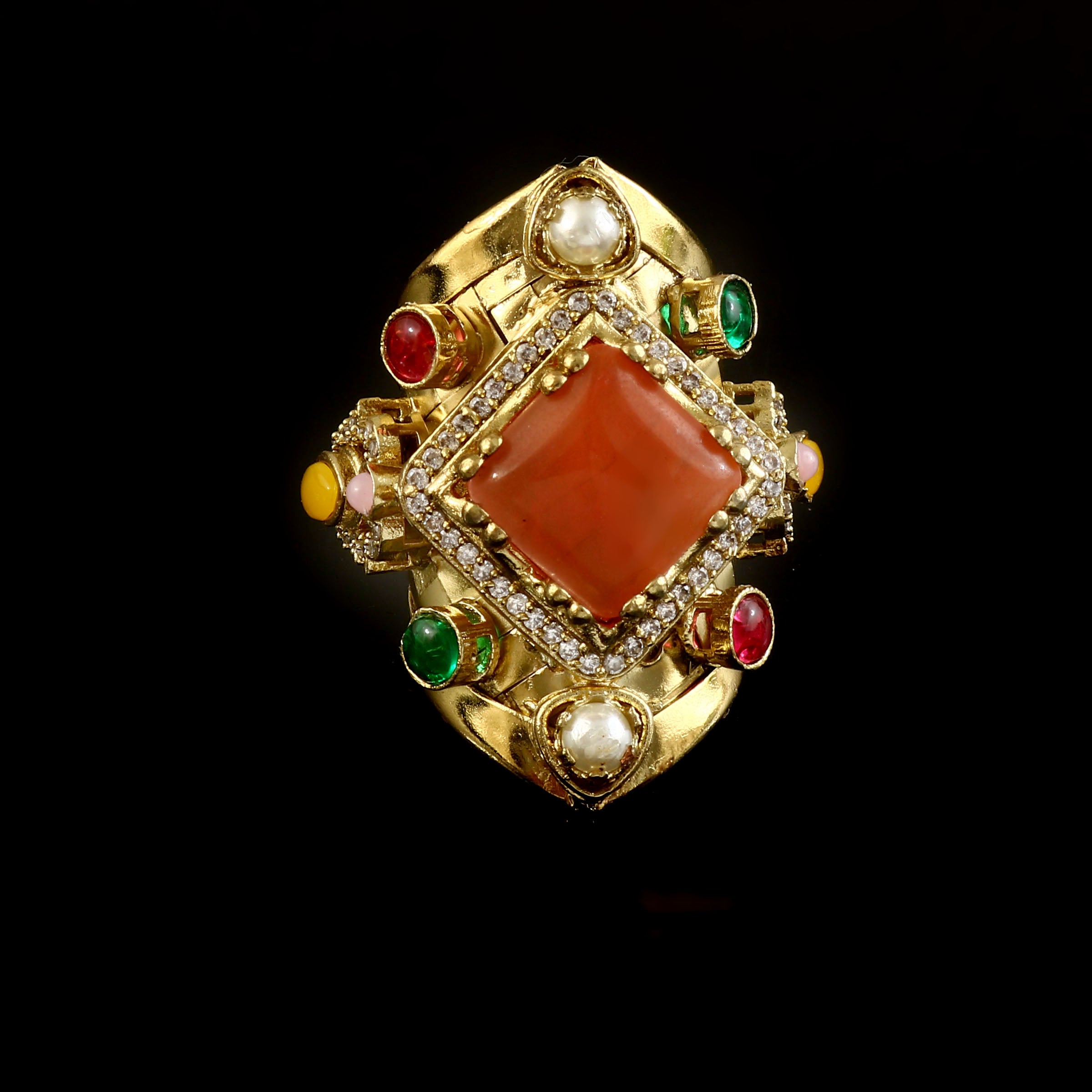 RG-126 - Jadau Kundan Ring with Emerald
