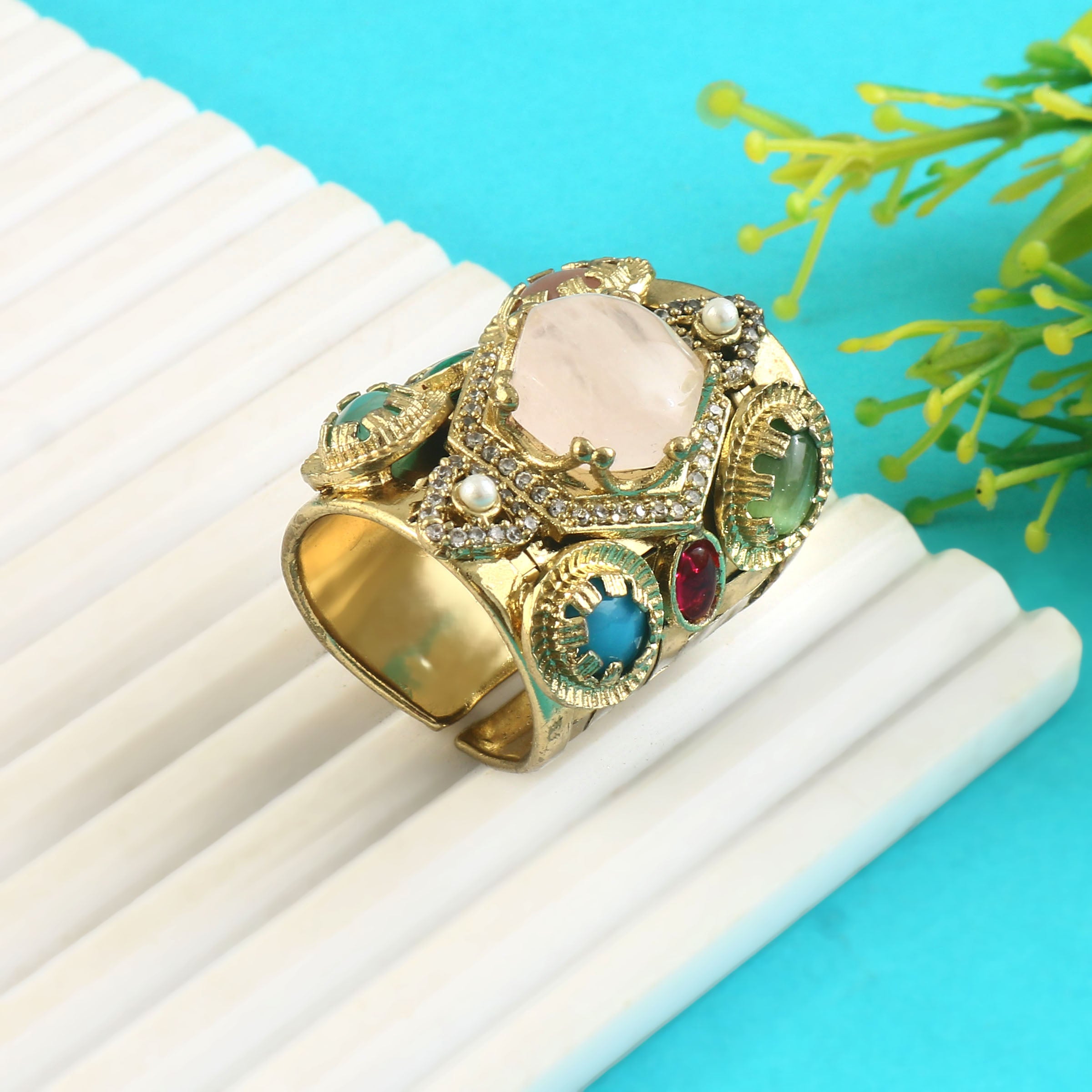 RG-127 - Jadau Kundan Ring with Emerald