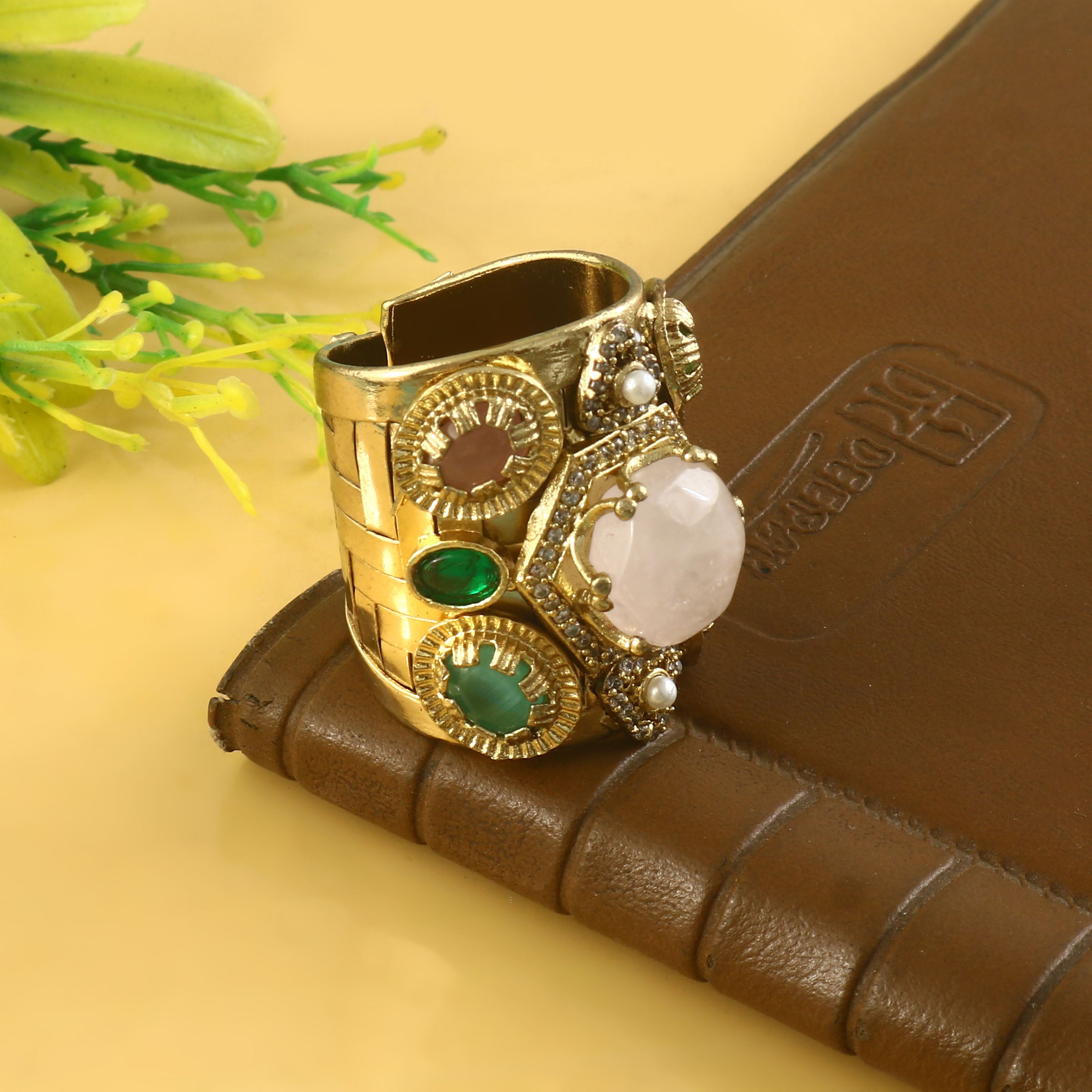 RG-127 - Jadau Kundan Ring with Emerald