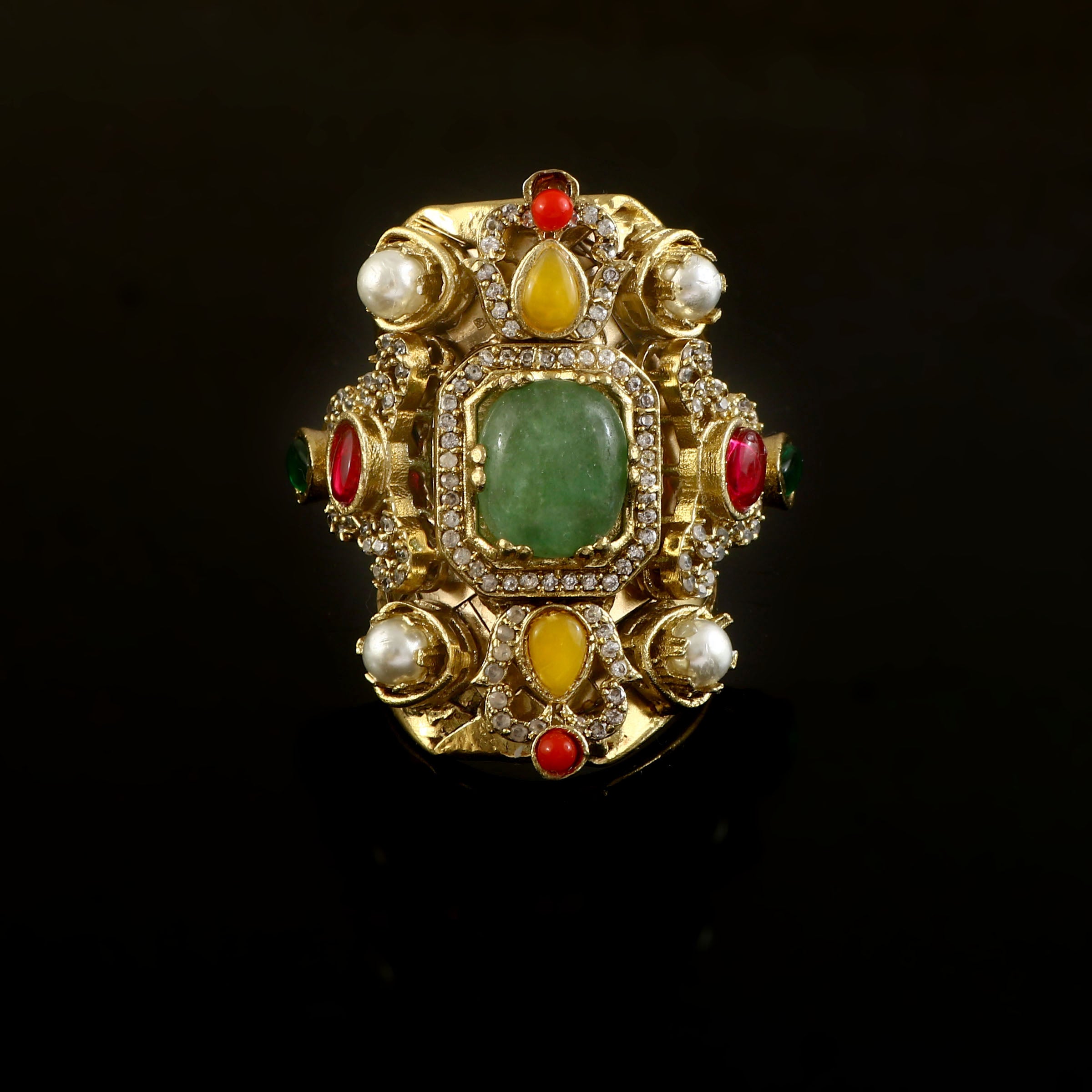 RG-134 - Jadau Kundan Ring with Emerald
