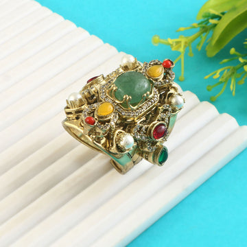 RG-134 - Jadau Kundan Ring with Emerald