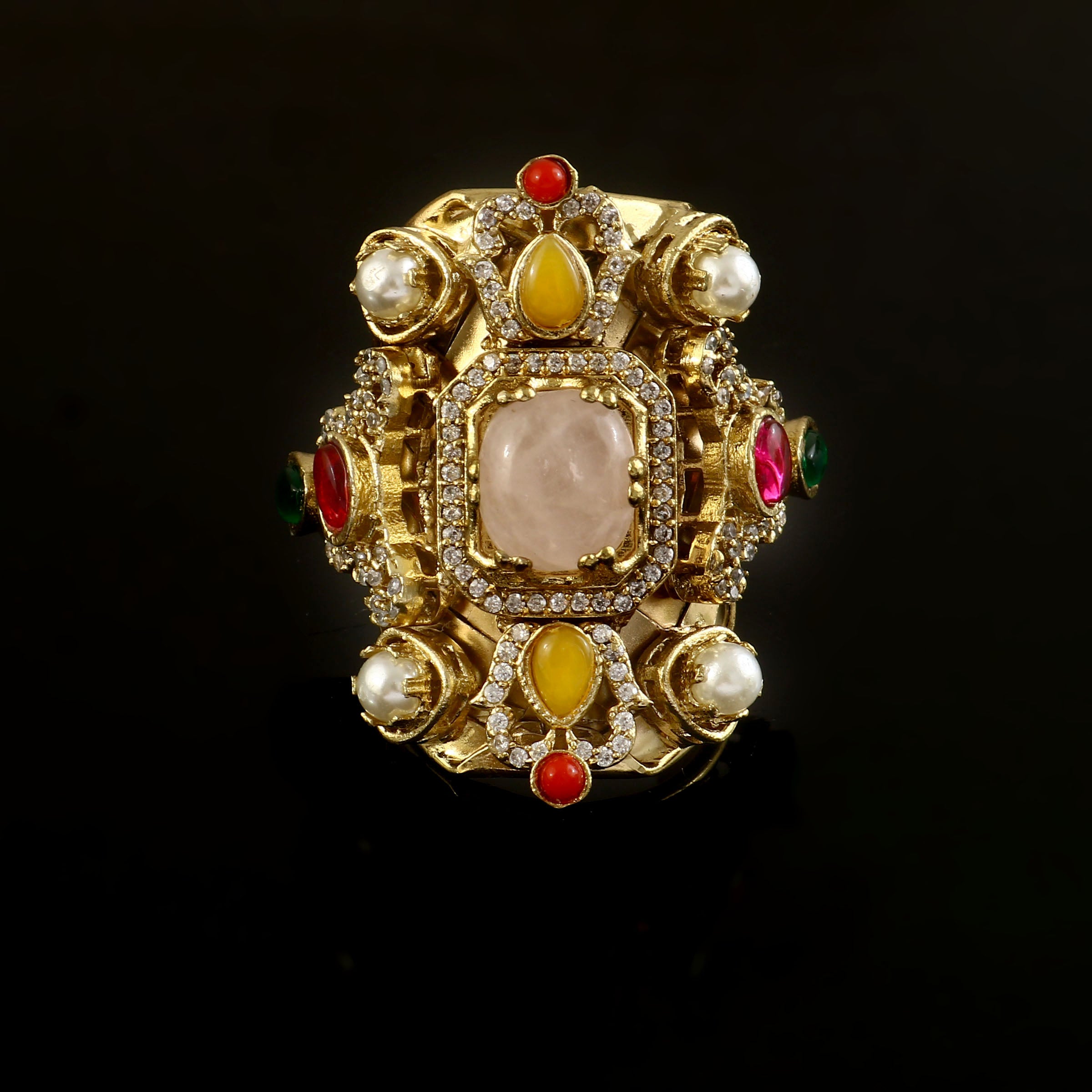 RG-135 - Jadau Kundan Ring with Emerald