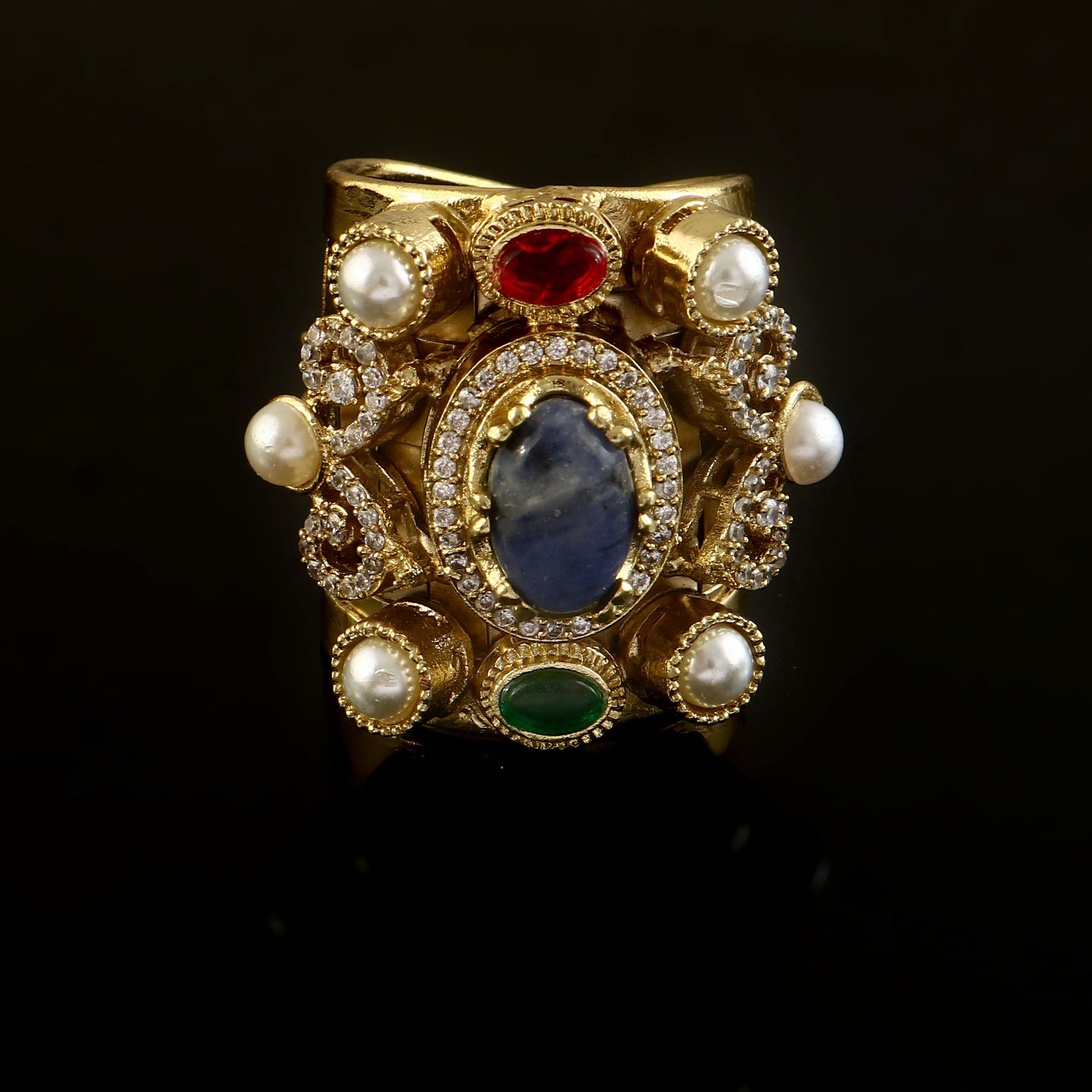 RG-137 - Jadau Kundan Ring with Emerald